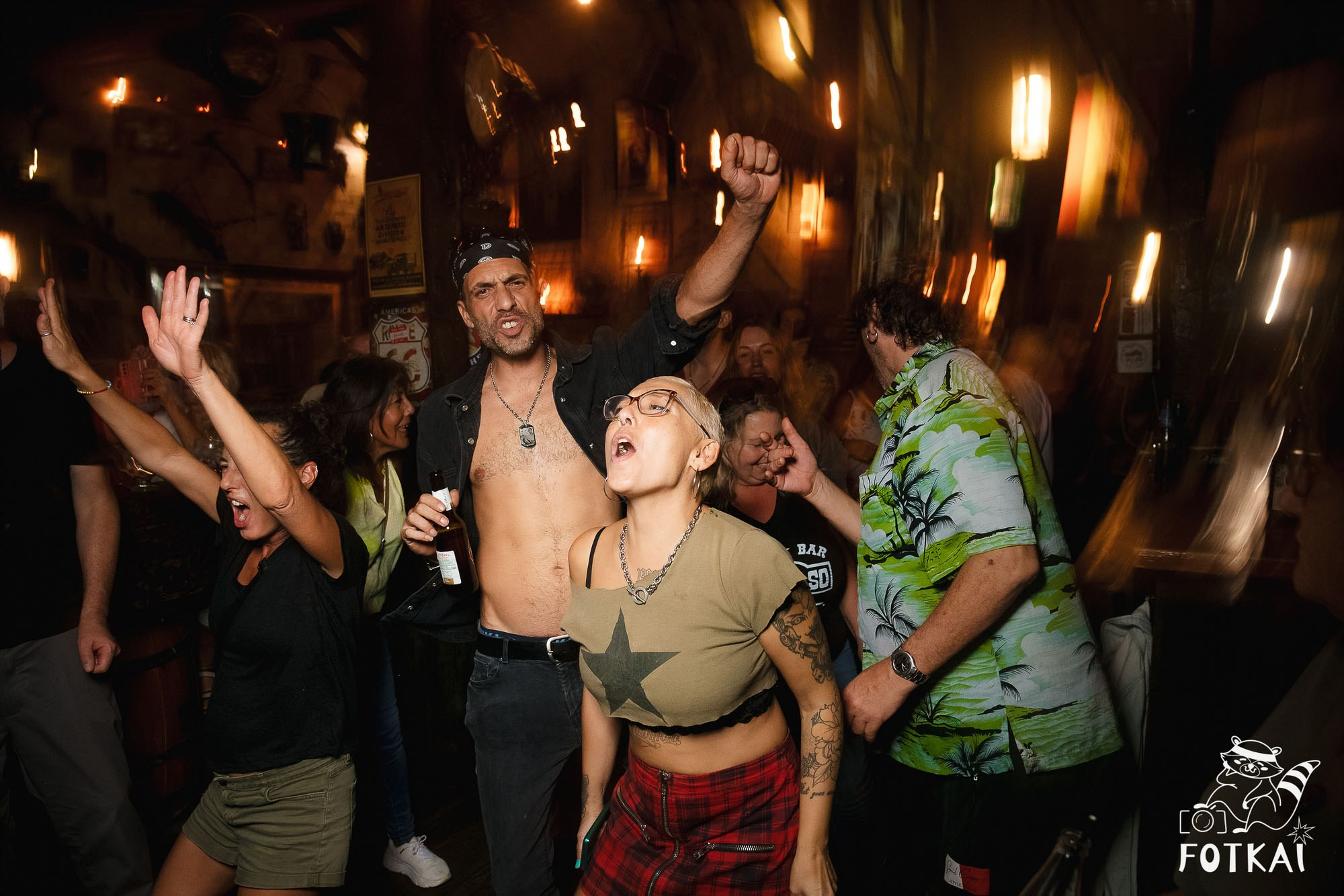 Get Back en El Paso Bar – Noche de Rock en Vivo | Reportaje Fotográfico Oktoberfest | FOTKAI