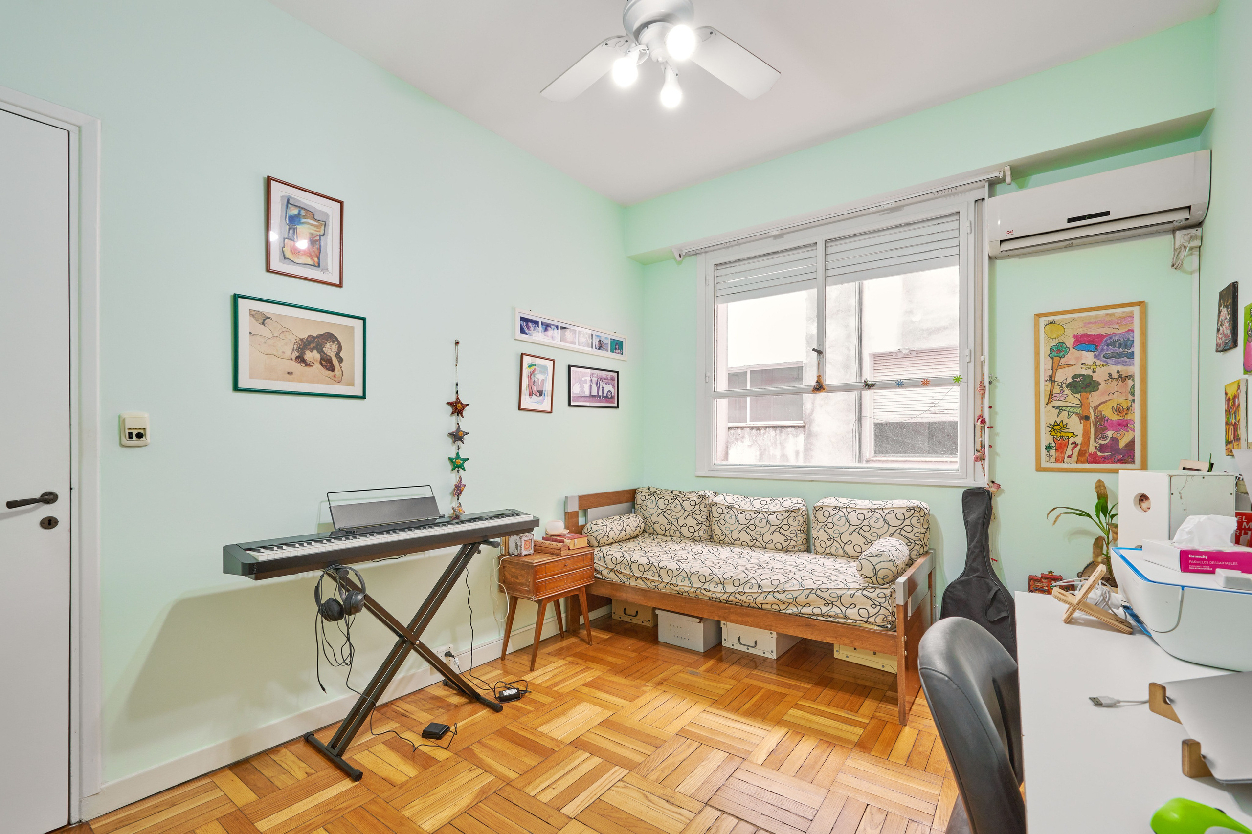 23 03 15. Fashion, portrait, interior photography. Valencia, Spain. Dmitry Ivanov. Retrato, fotos de interiores