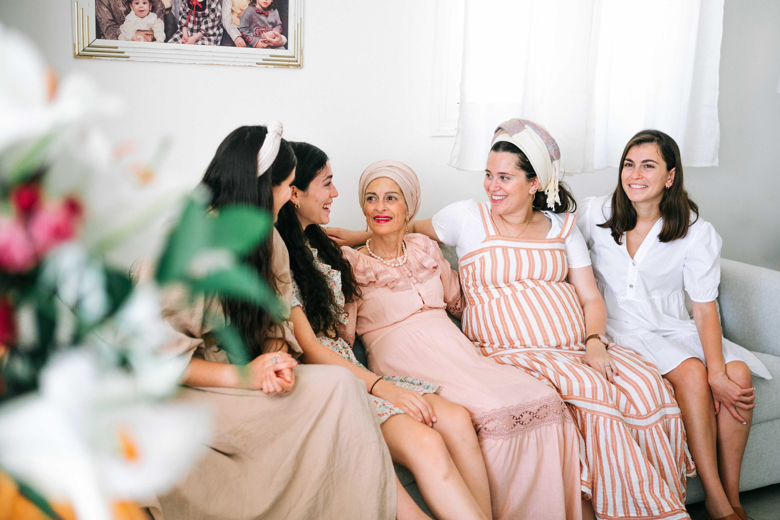 MAALE ADUMIM, HOME PHOTO SESSION + DESERT. Https://shi-photo.com/