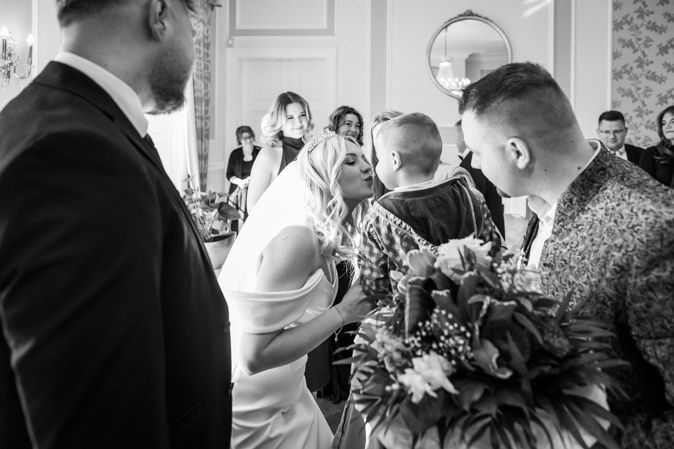 Standesamtliche Trauung Ovelgönne – Natürliche Hochzeitsfotos & Emotionale Reportagen!. Hochzeitsfotografin in Gütersloh | Authentische Hochzeitsreportagen | TK Photographie