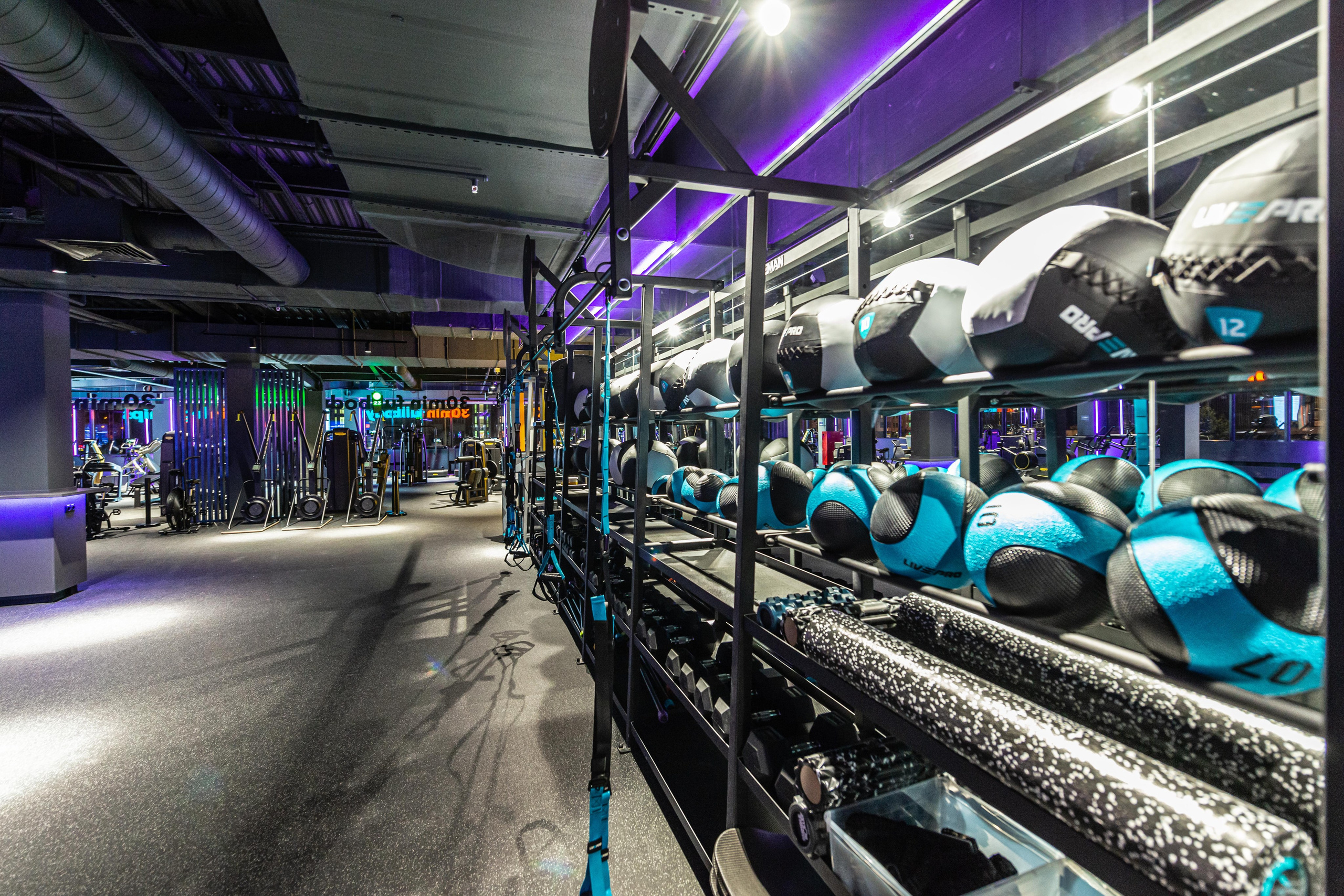 Фитнес-клуб DDX Fitness в Некрасовке. ФОТОГРАФ МЕКСИКА КИНТАНА-РОО