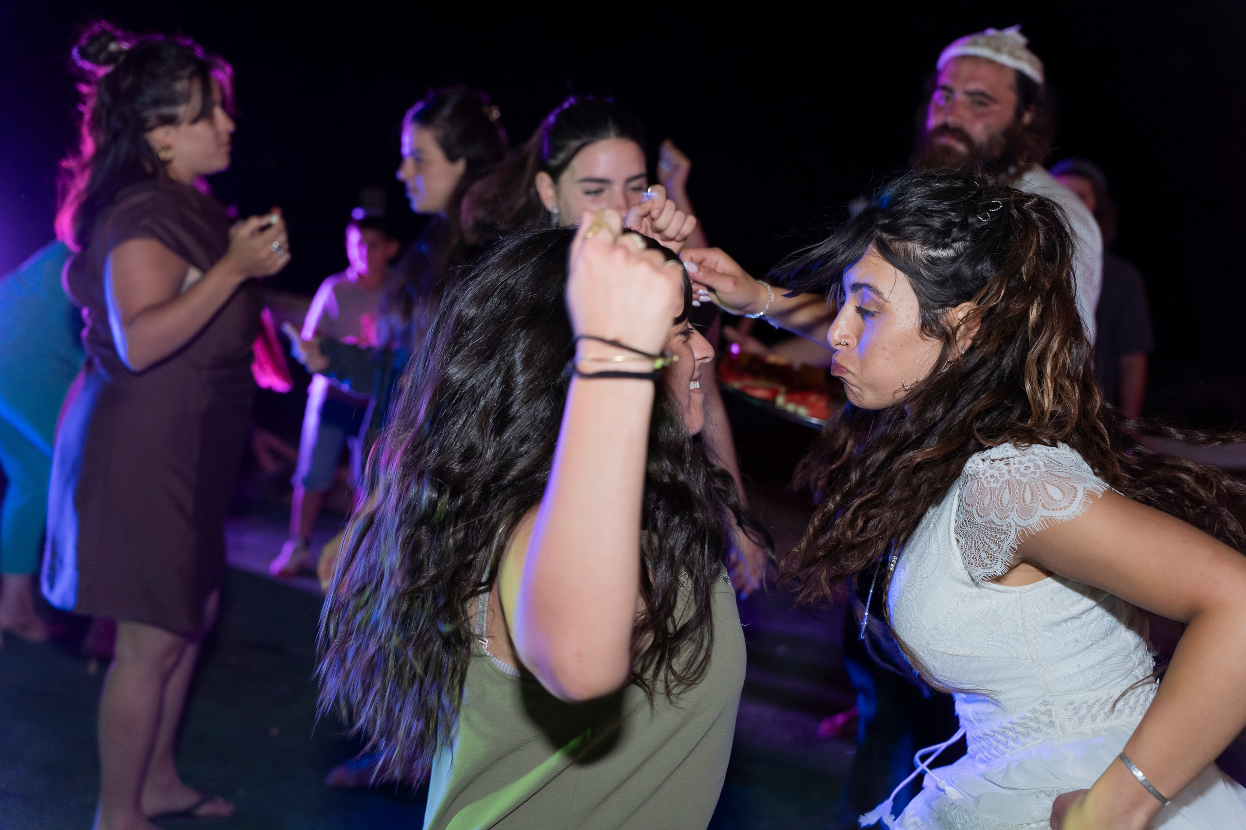 אביה ואחיה. יוסף מזרחי צילום חתונה, ברית וזוגיות. צלם מקצועי שאוהב להוציא אתכם הכי יפים ברגעים הכי מרגשים