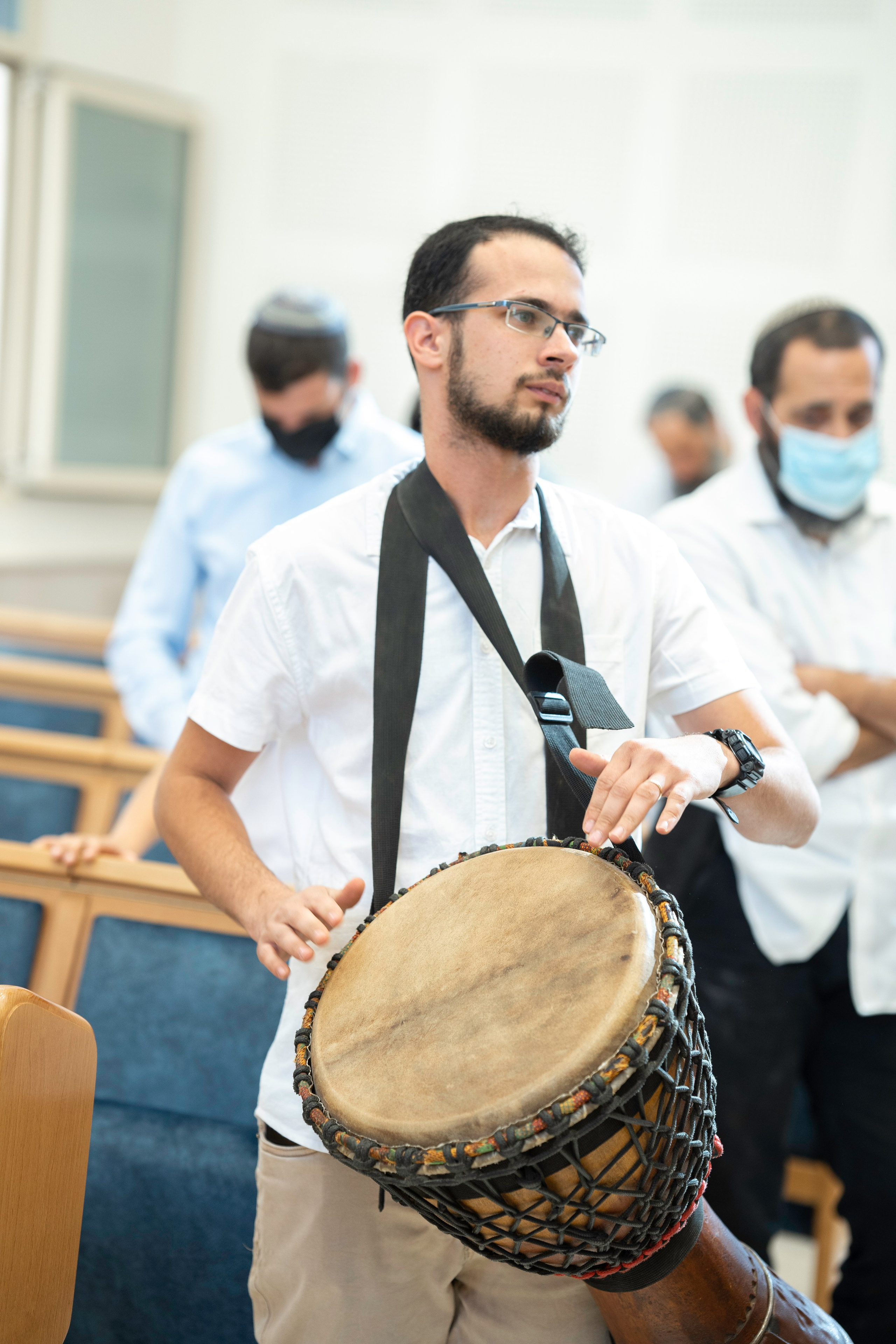 הברית של יוסף וחנה. יוסף מזרחי צילום חתונה, ברית וזוגיות. צלם מקצועי שאוהב להוציא אתכם הכי יפים ברגעים הכי מרגשים