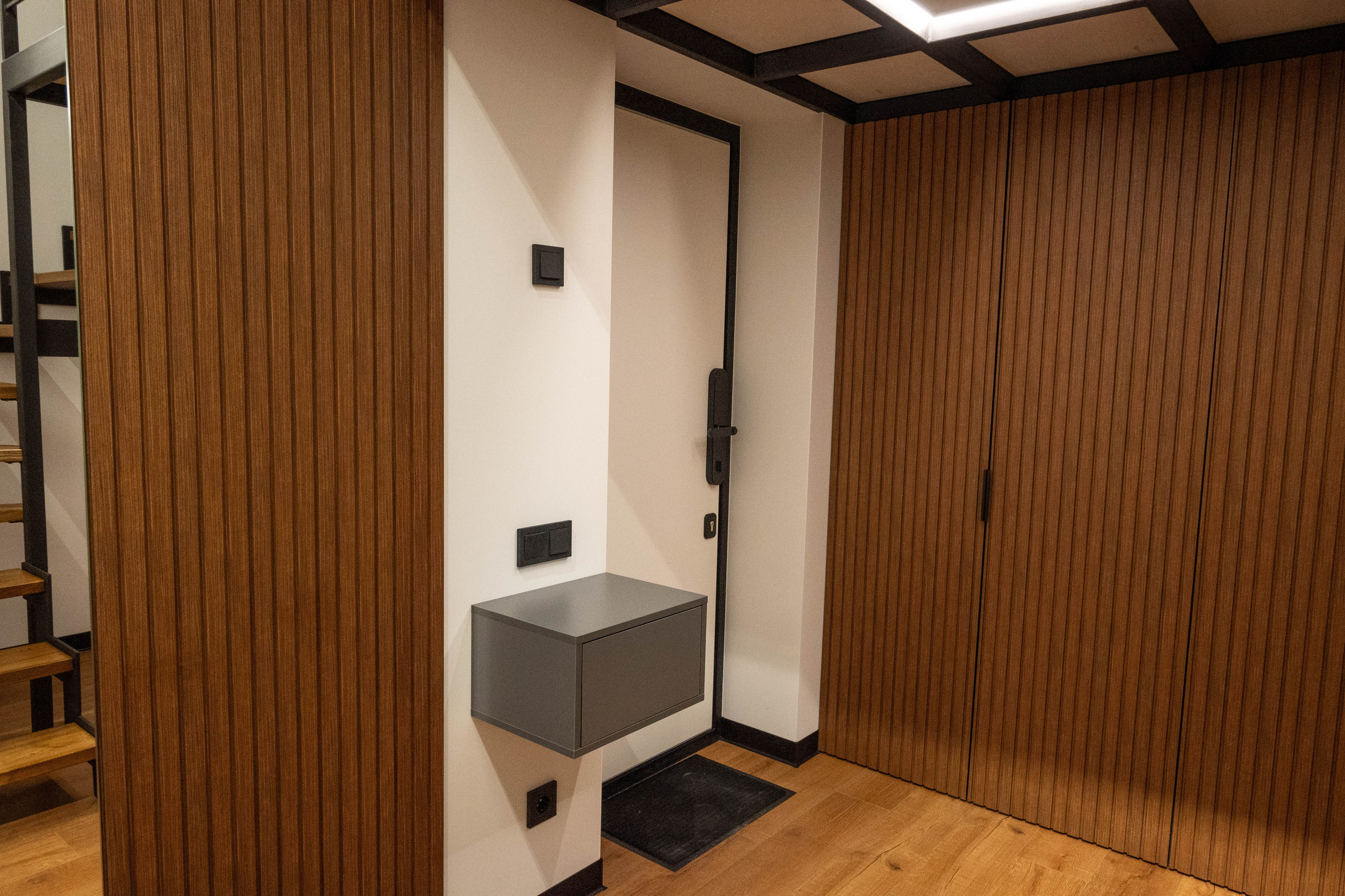 The apartment is on two levels. Fotograf Dmitrii Donets