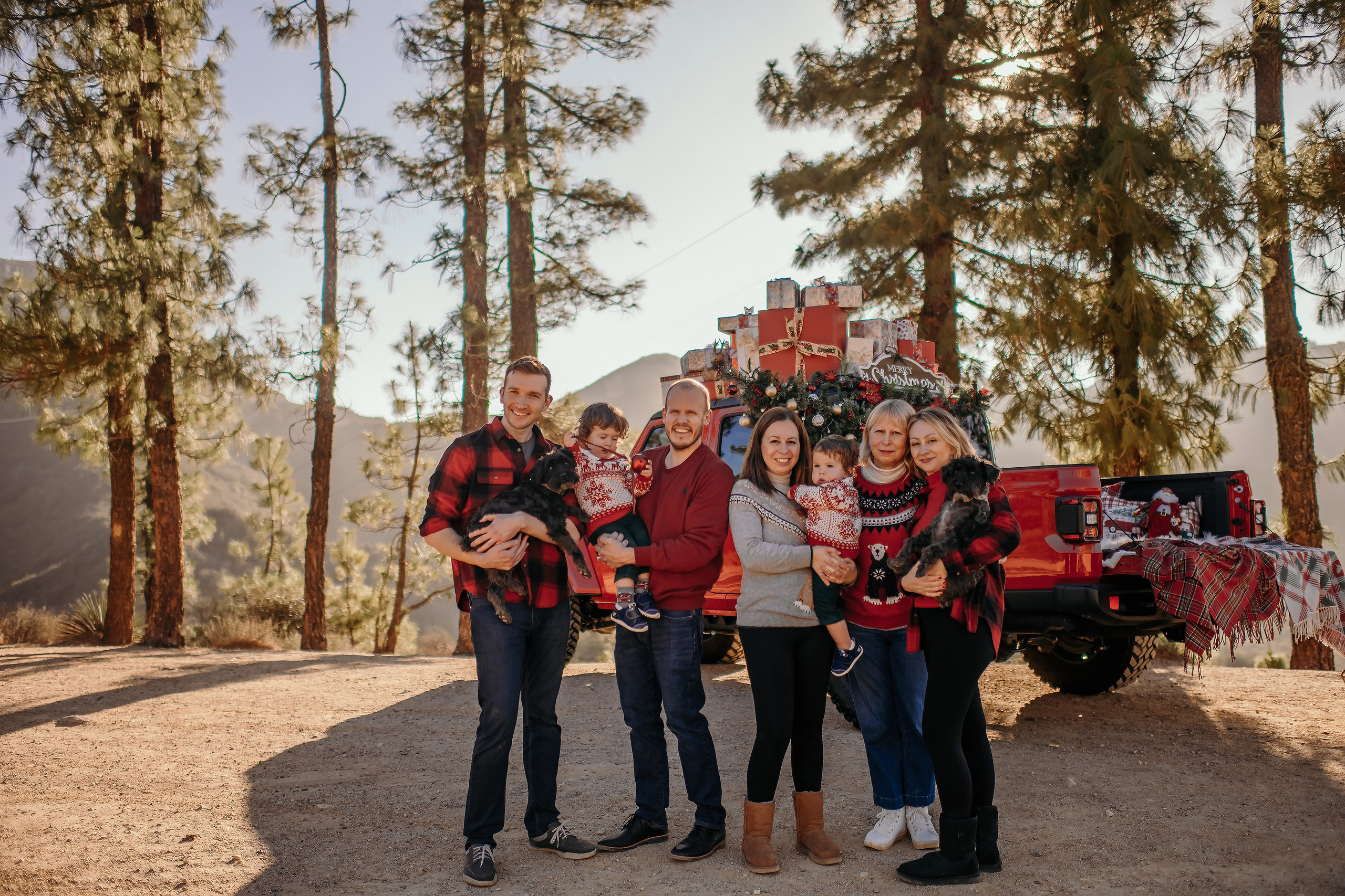 Big family. Wedding, maternity and family photographer in Charlotte Tasha Minn