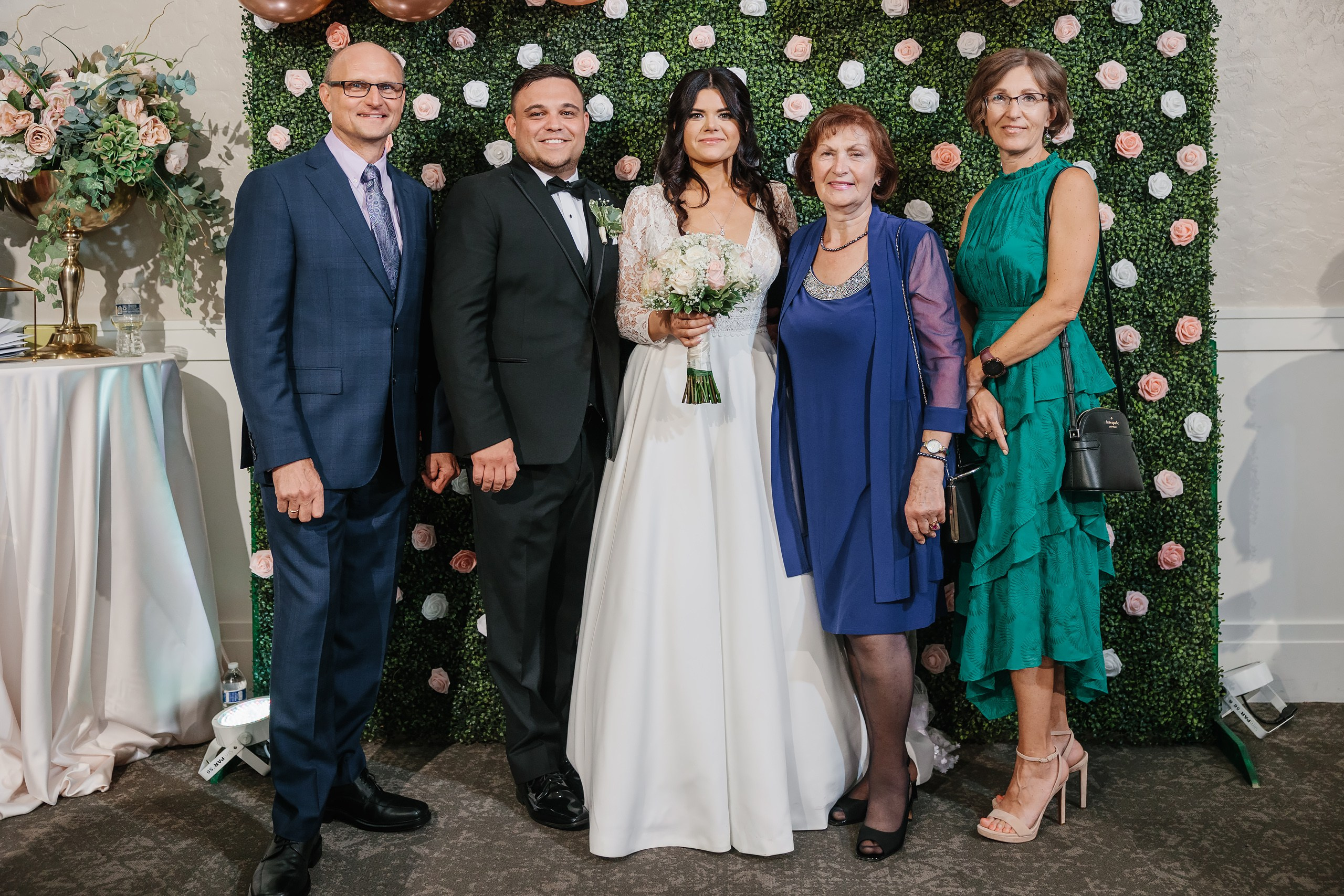 31.08.2024 Wedding. Wedding family event photographer in Chicago Nick Yushevich