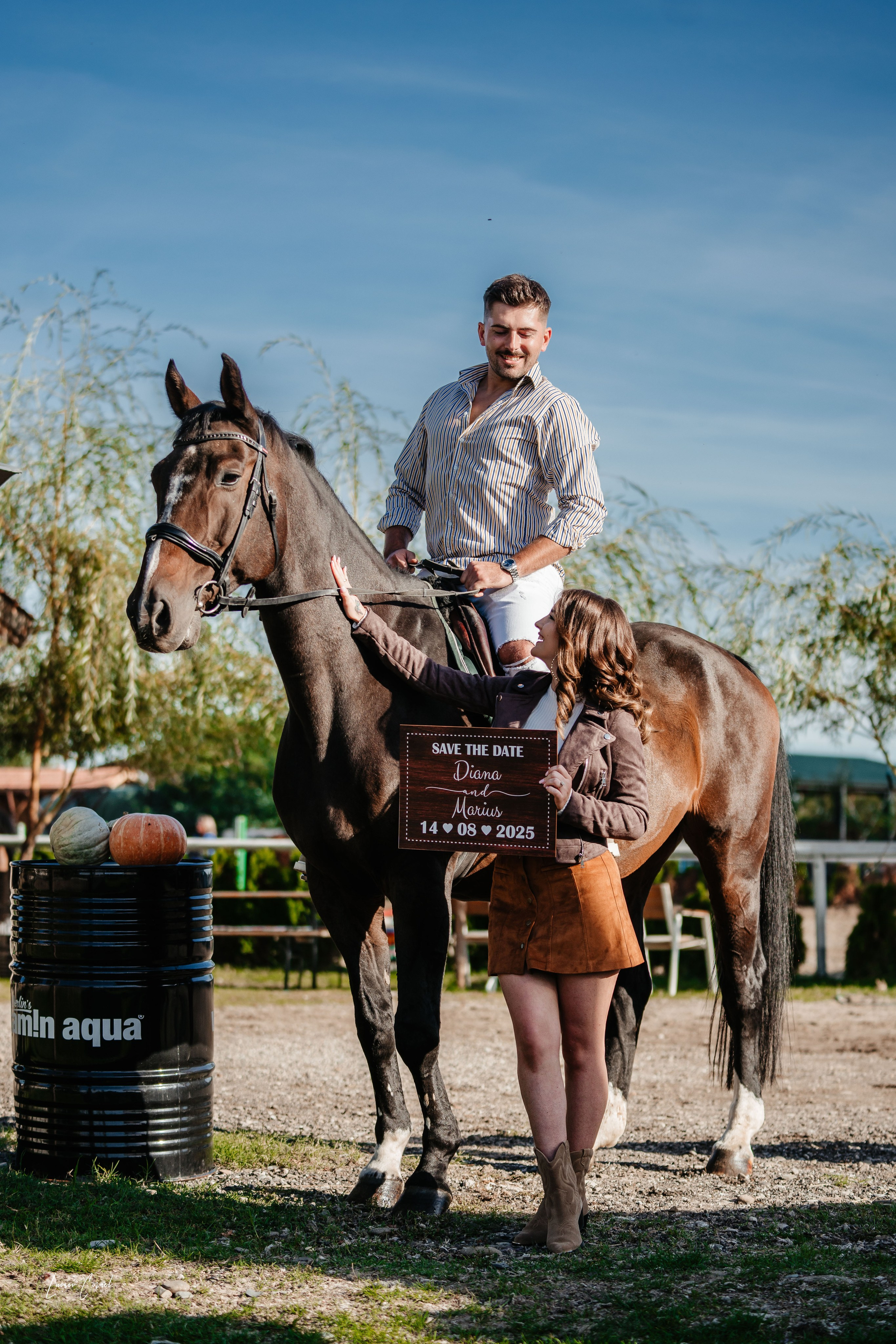 Save The Date – Emoție și anticipare. Fotograf de nuntă, corporate, botezuri, majorate și aniversări Roman, Lucaci Cornel