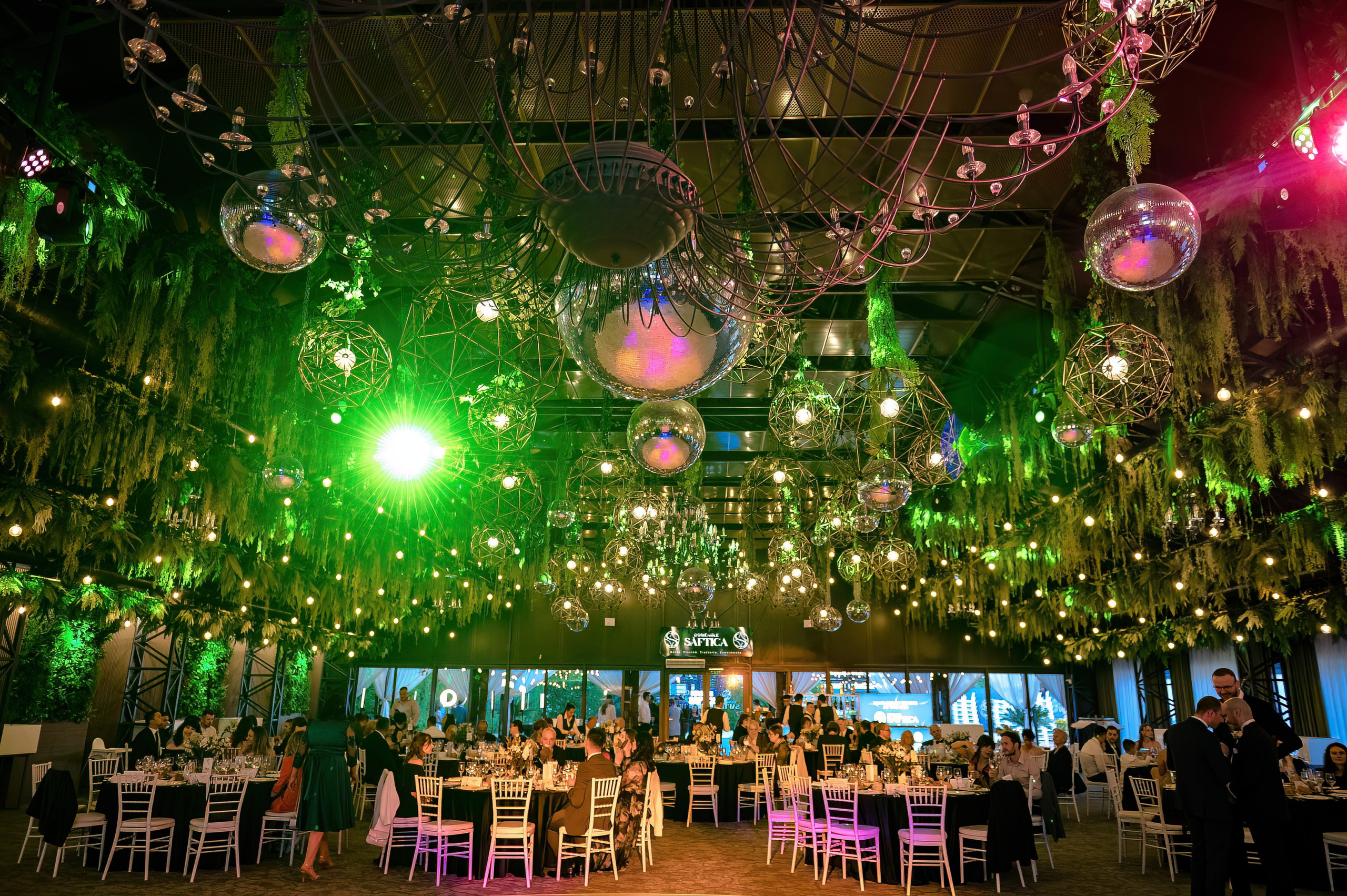 Andra&Andrei | Domeniile Saftica. Claudiupaunica.ro