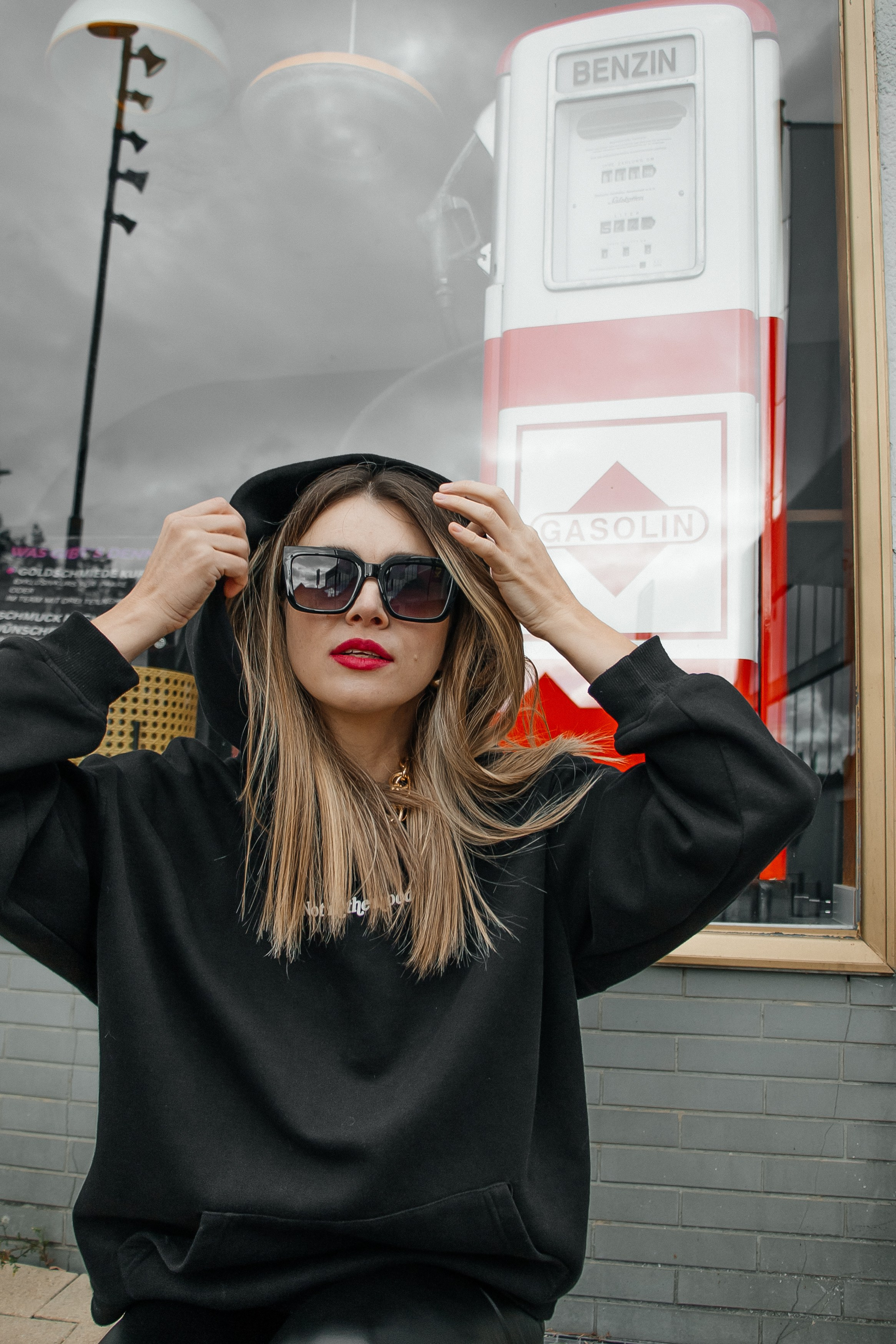 Red girl. PHOTOgrapher Germany MARBURG