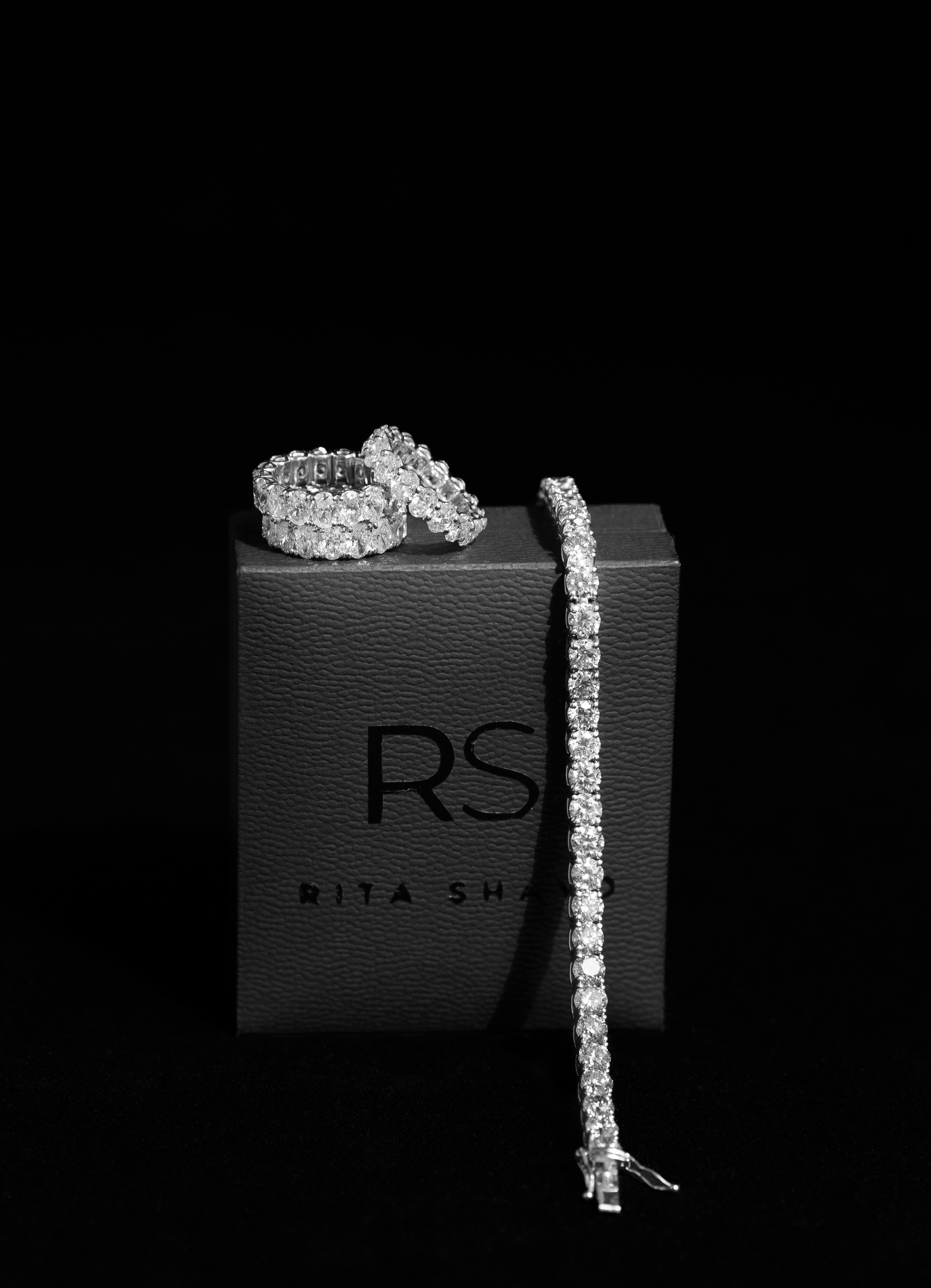 Jewelry. New York + travel photographer