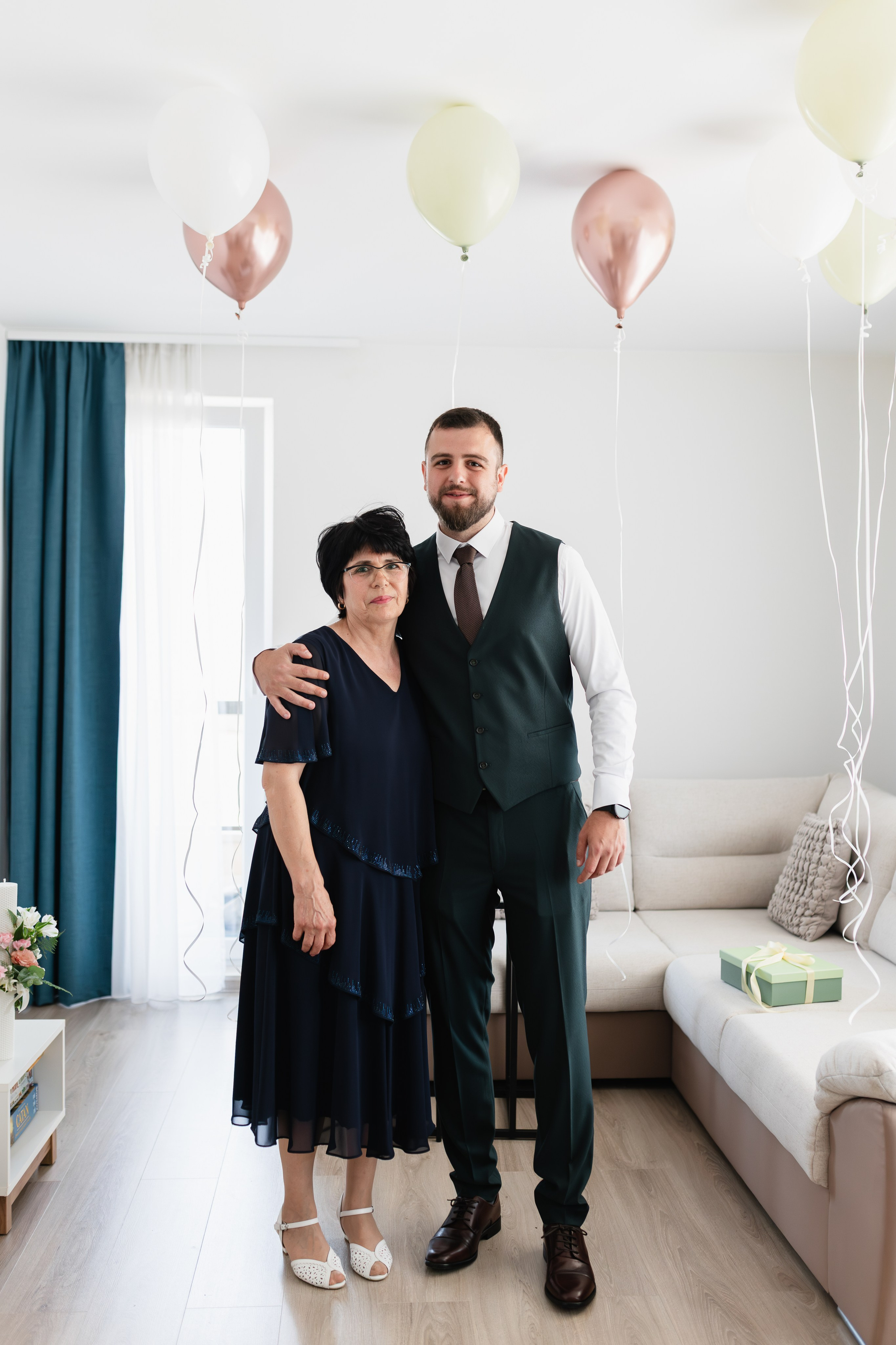 Flori & Cosmin. Main