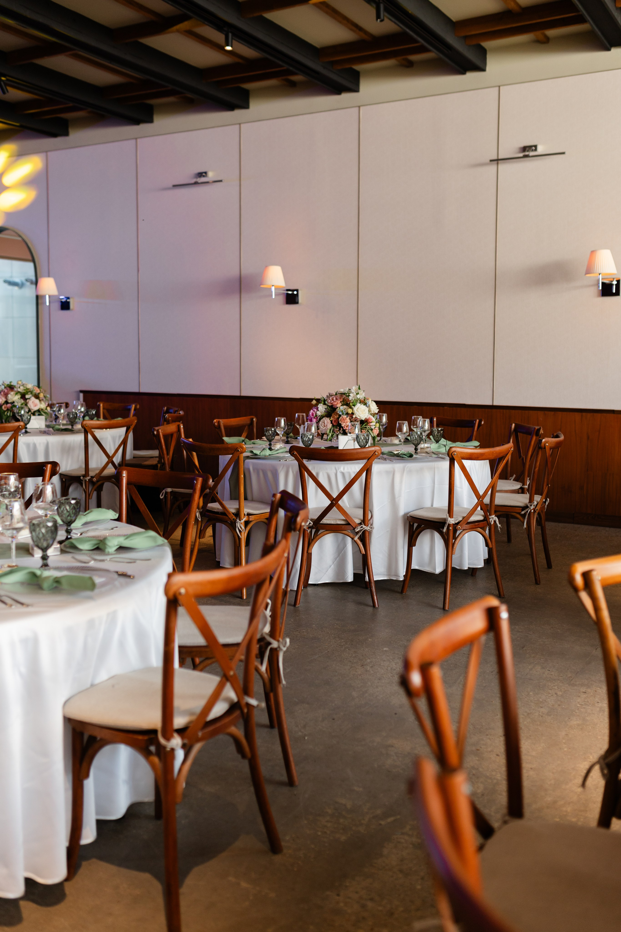 Flori & Cosmin. Main