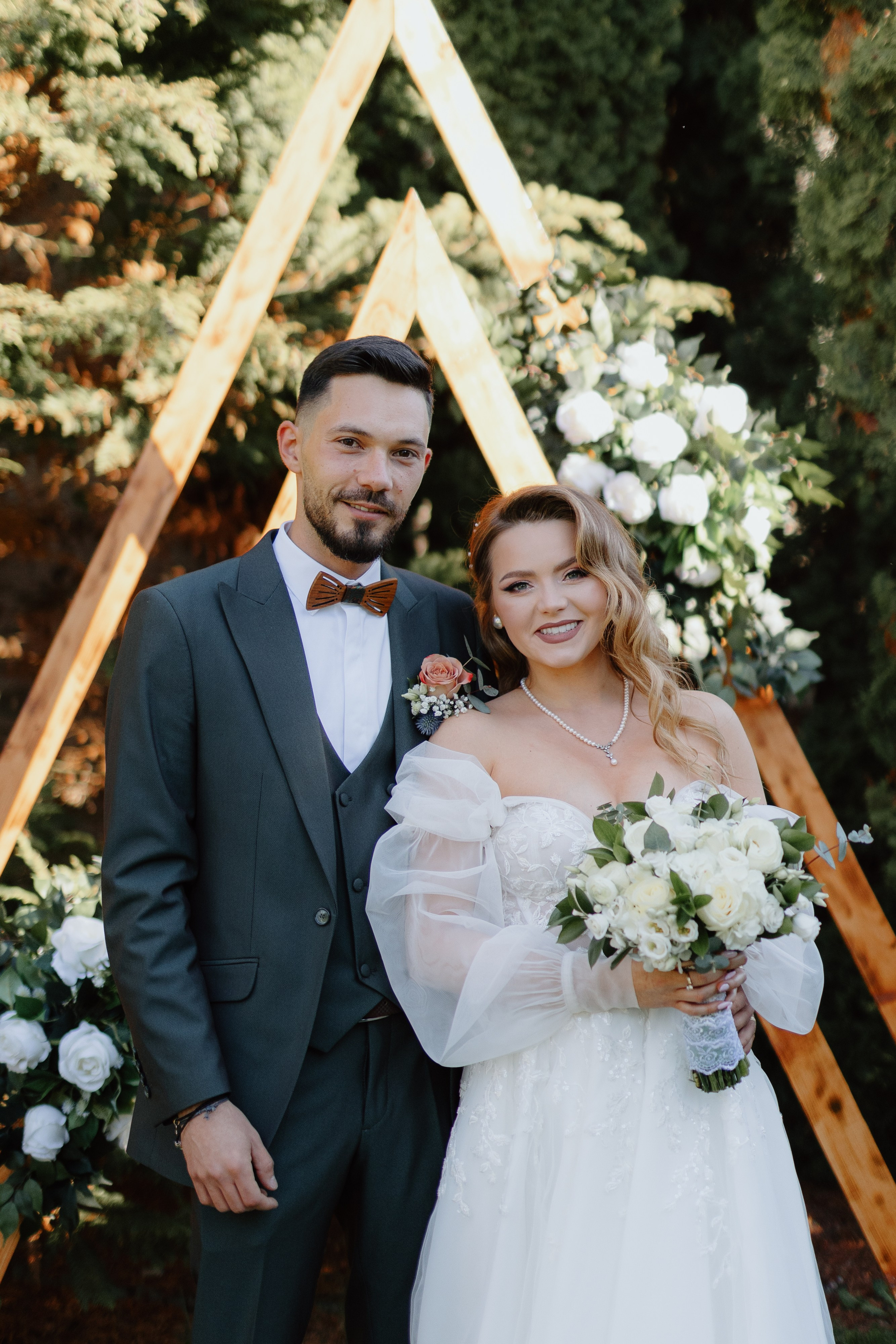 Nicoleta & Lucian. Main