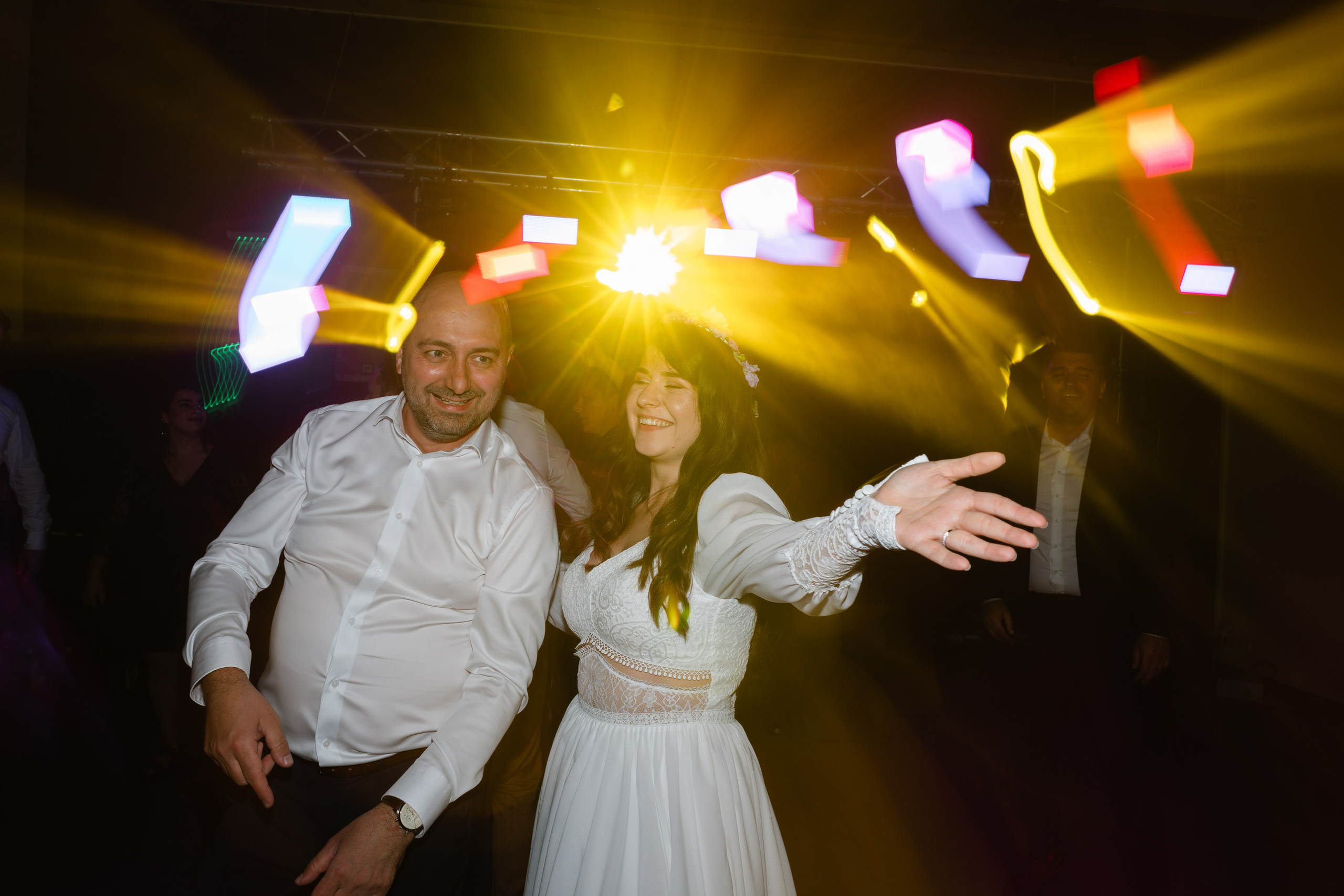 Flori & Cosmin. Main