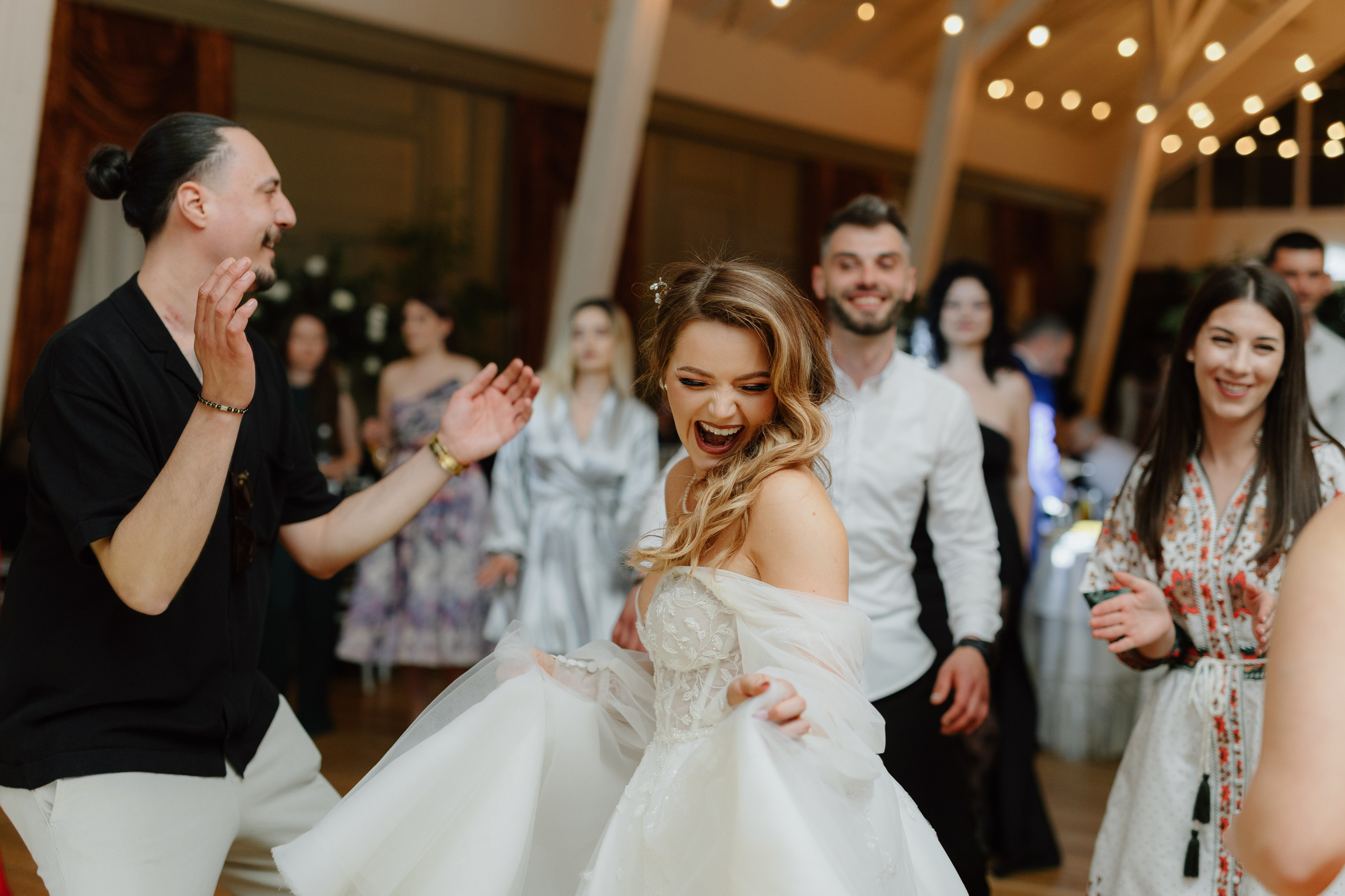 Nicoleta & Lucian. Main