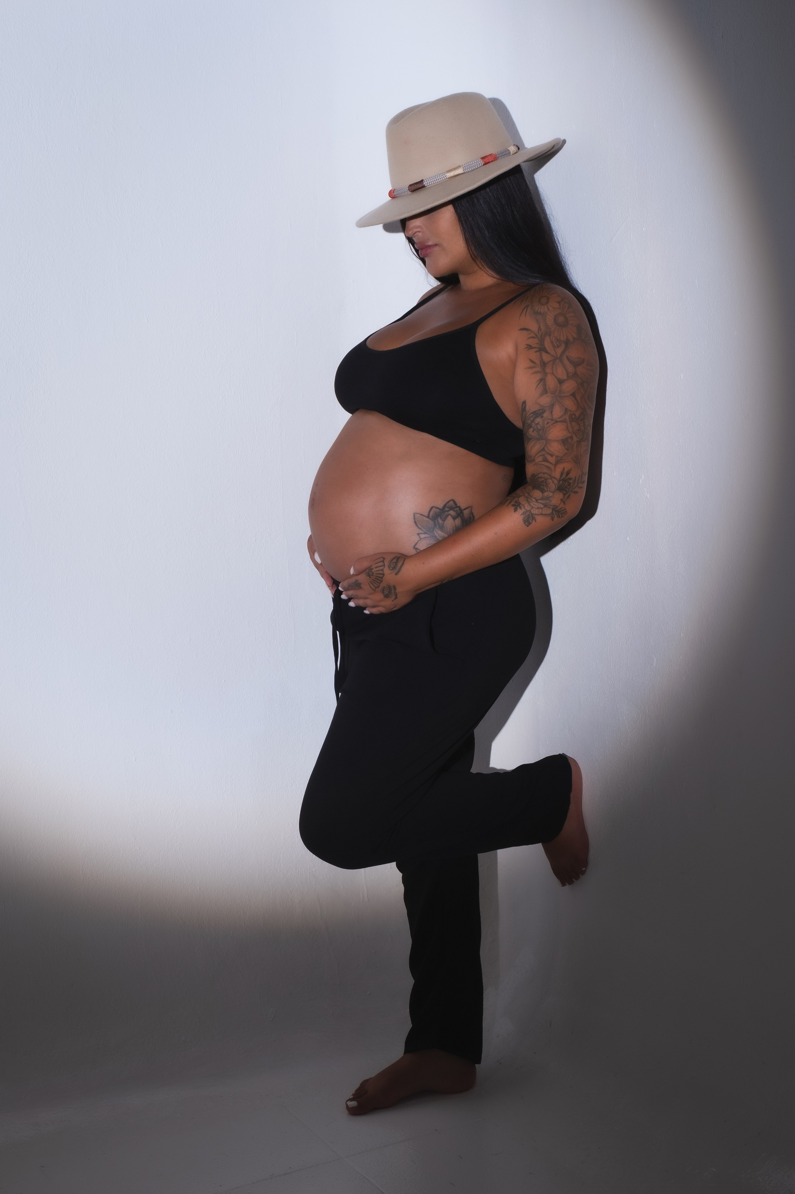 Sesiones premamá en Gran Canaria | Fotografía emocional y natural