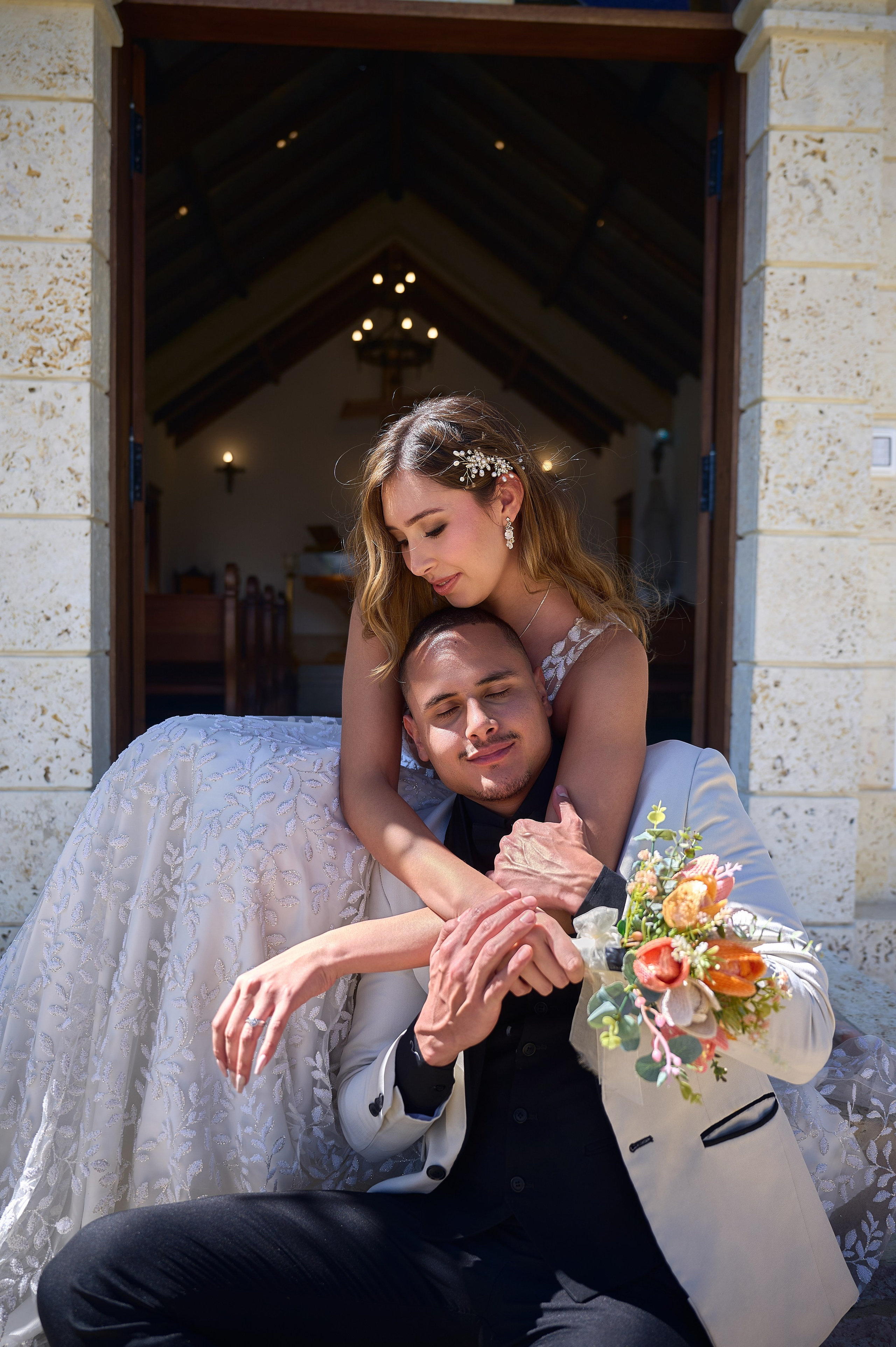 Fotografo en Colombia. Wedding Photography & Videography by ZZ Hendrick | Capturing Your Love Story in Colombia & USA