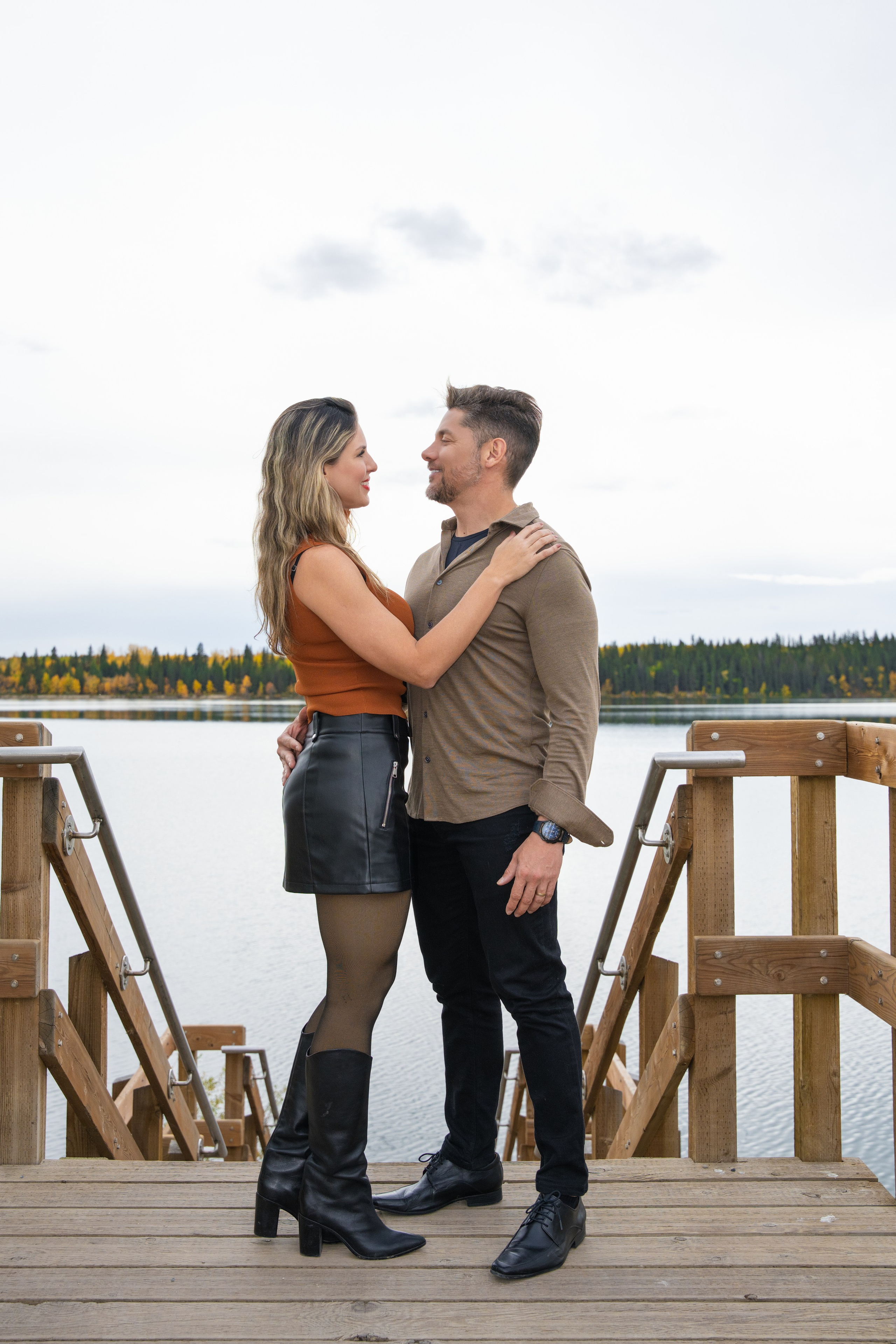 Ariana’s Family. Carlos Lima Photography — Photographer in Calgary