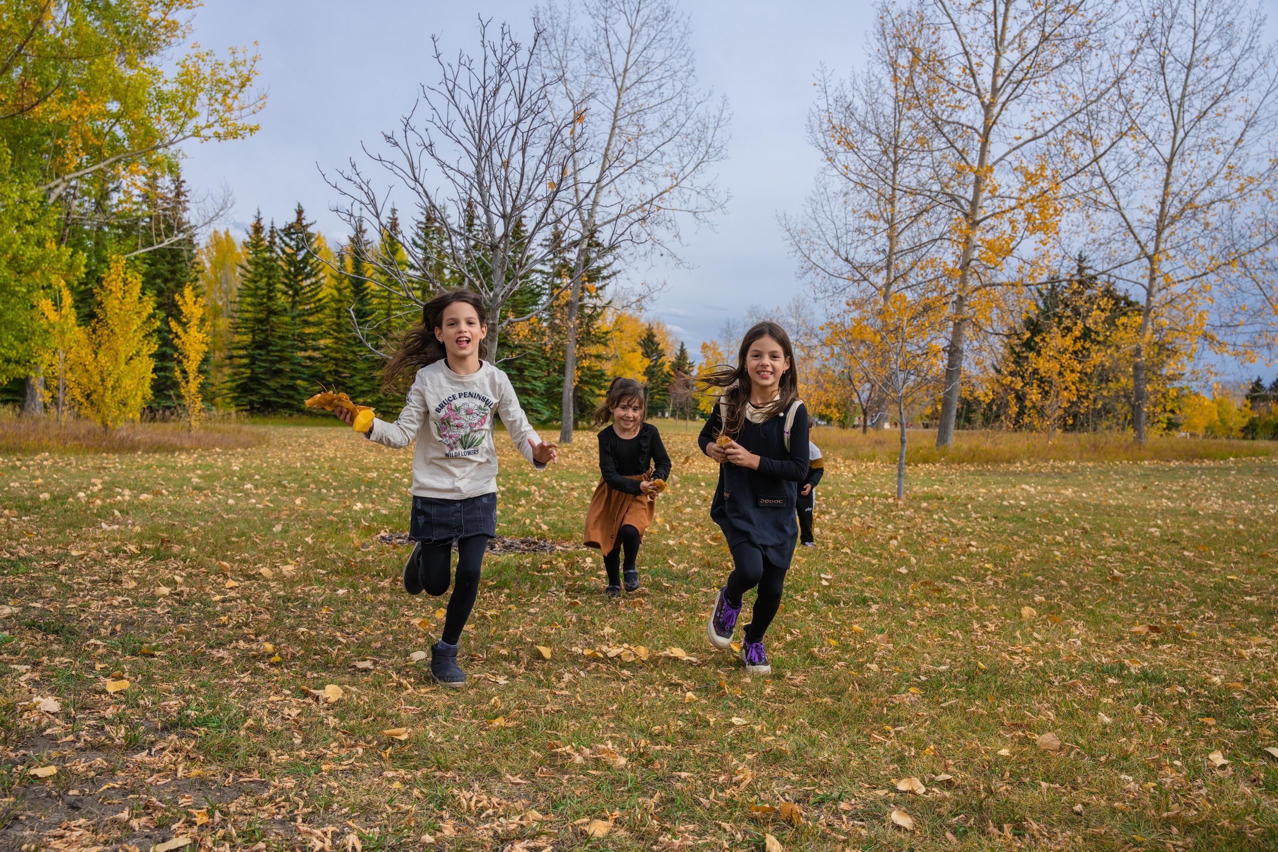 Ariana’s Family. Carlos Lima Photography — Photographer in Calgary