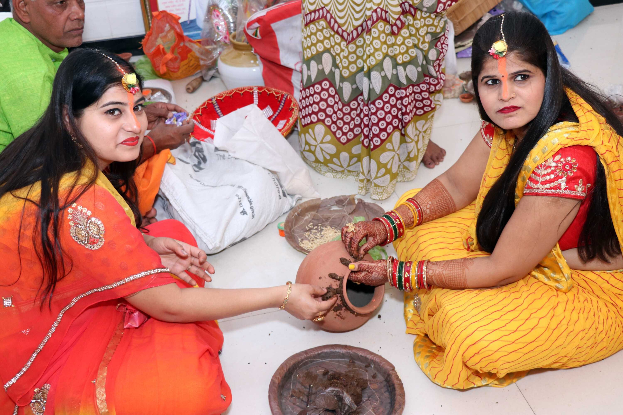 SHASHIKANT WEDS ROSHANI. “Ajay Digital Photo Studio — Capturing Timeless Wedding Moments”