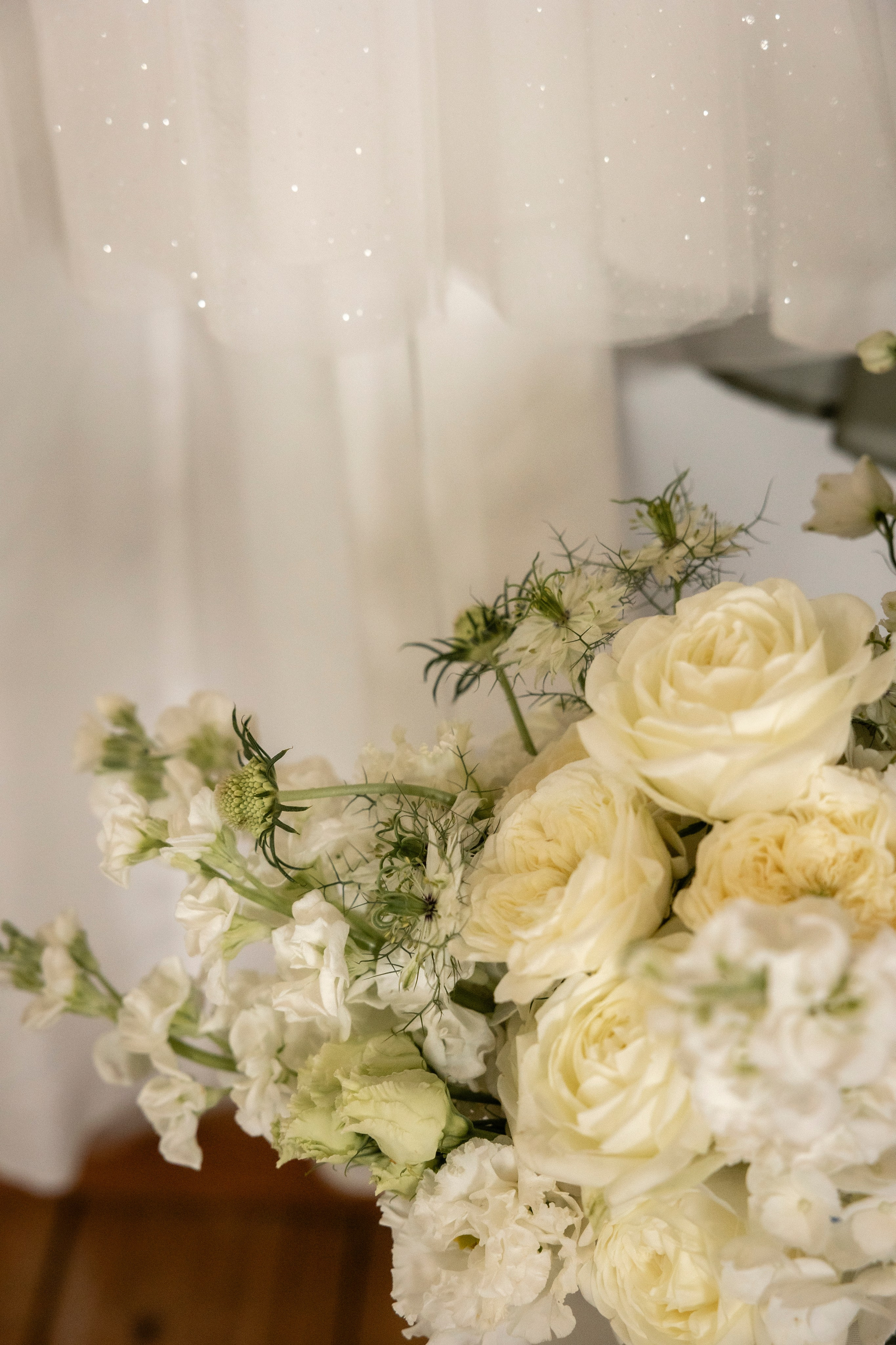 Modern Château Wedding in Occitanie — Domaine de Merlac. Eugénie Smirnova — Wedding & Elopement Photographer in Southwest France