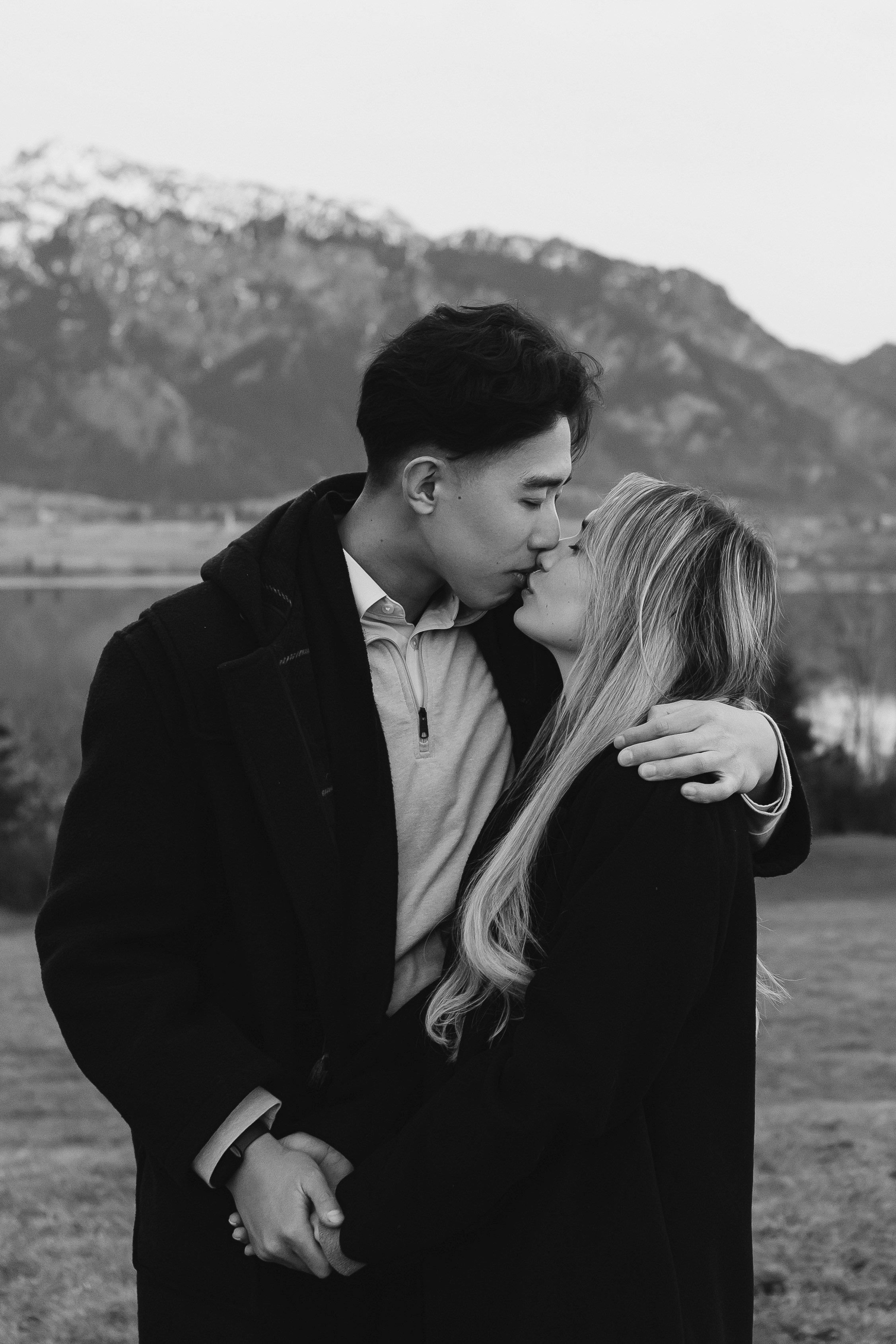 Love Story. Fotografin Larysa Chepurko| Füssen| Garmisch-Partenkirchen| Weilheim| Schongau| Murnau| München | Hochzeitsfotograf Füssen | Larysa Photo