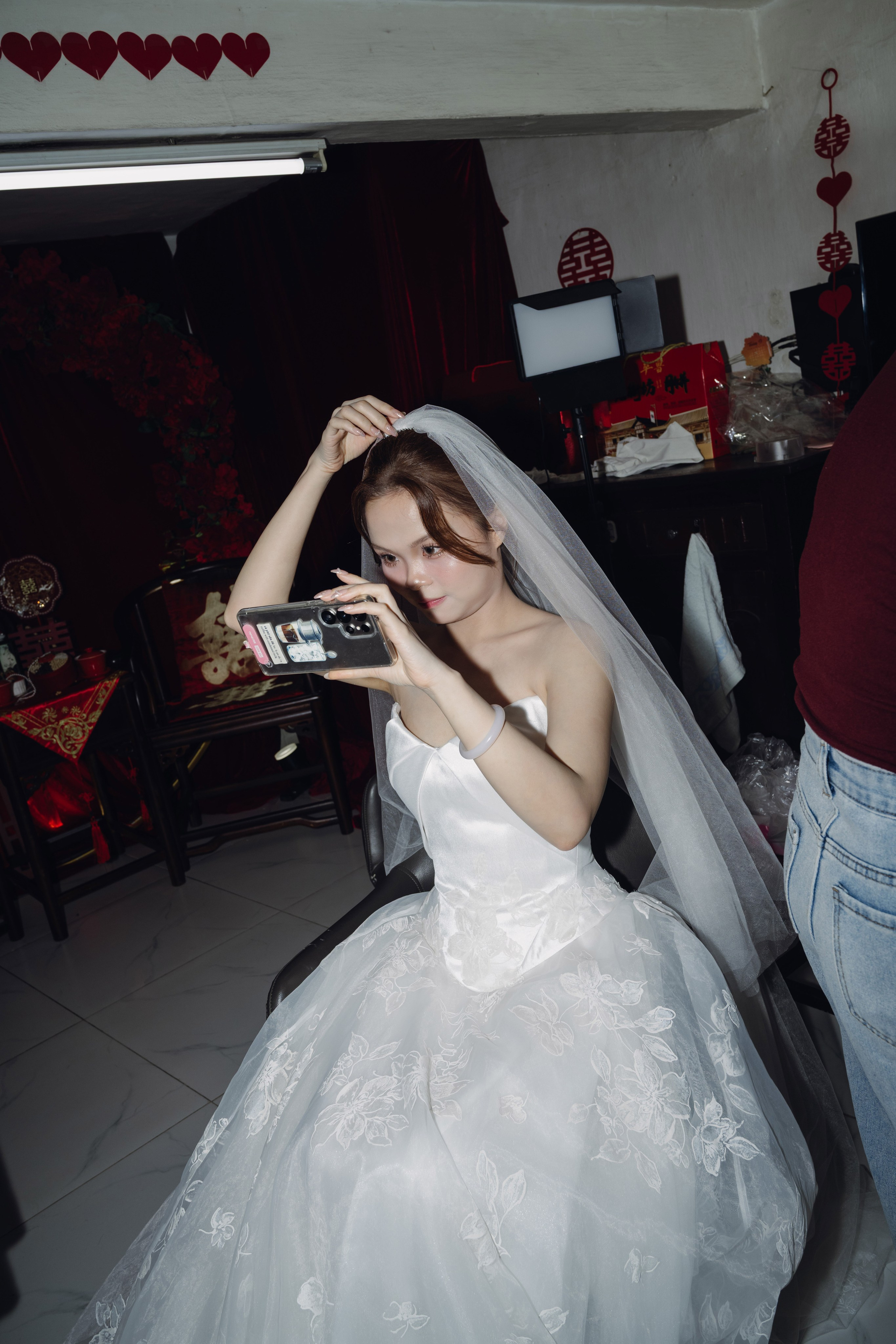 Zhang + Dinh | Photojournalism. BenColor Studio