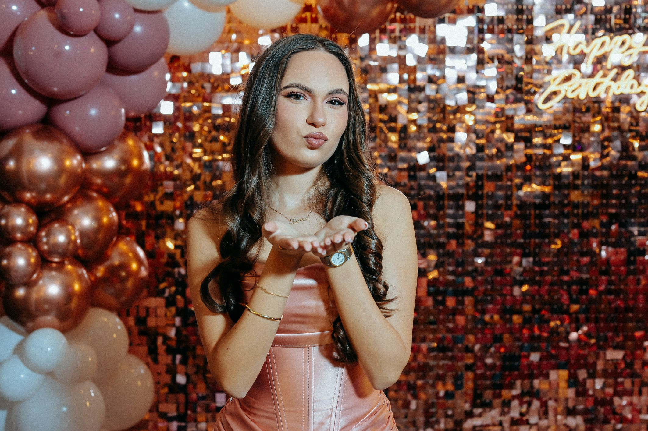 Karina (majorat). Fotograf de familie și evenimente