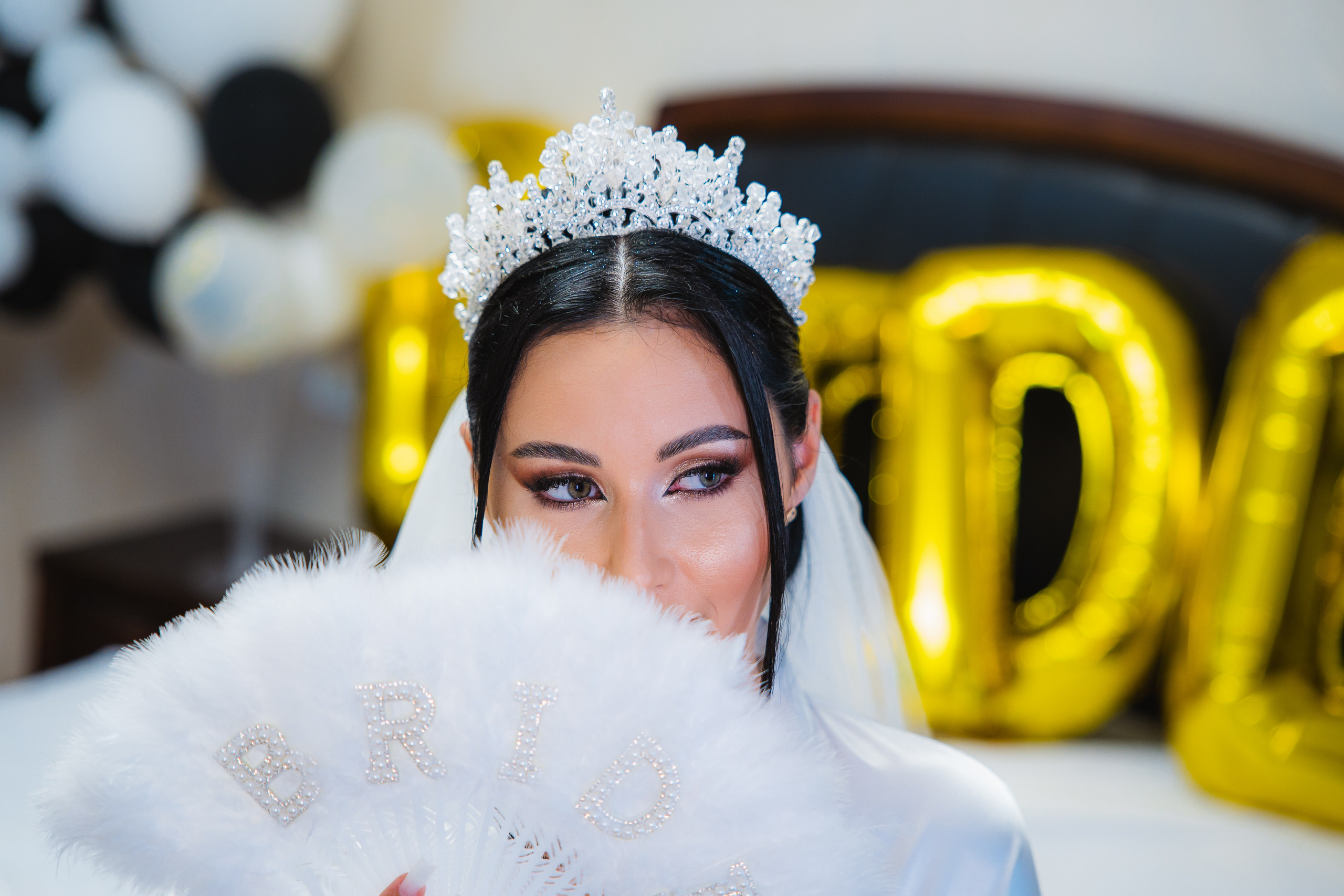 Bella & Adi. Foto Studio — Fotograf de evenimente, nunti, botezuri, portrete