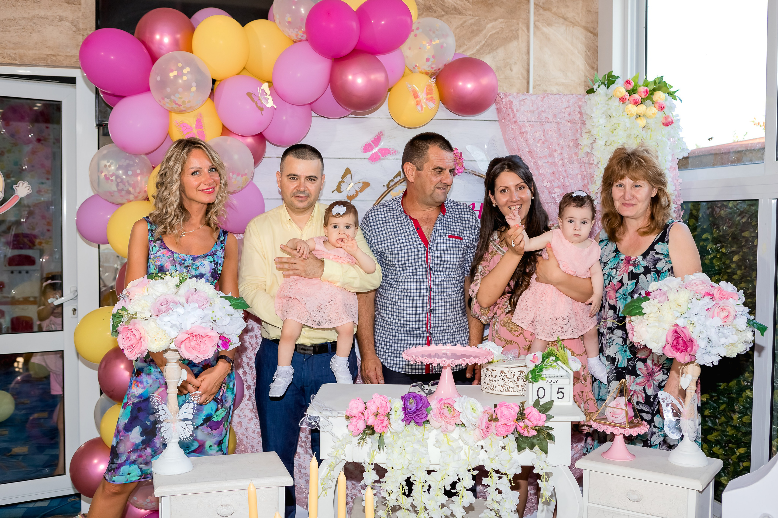 Чрстит Първи Рожден Ден. Фотограф Ирина Йотова