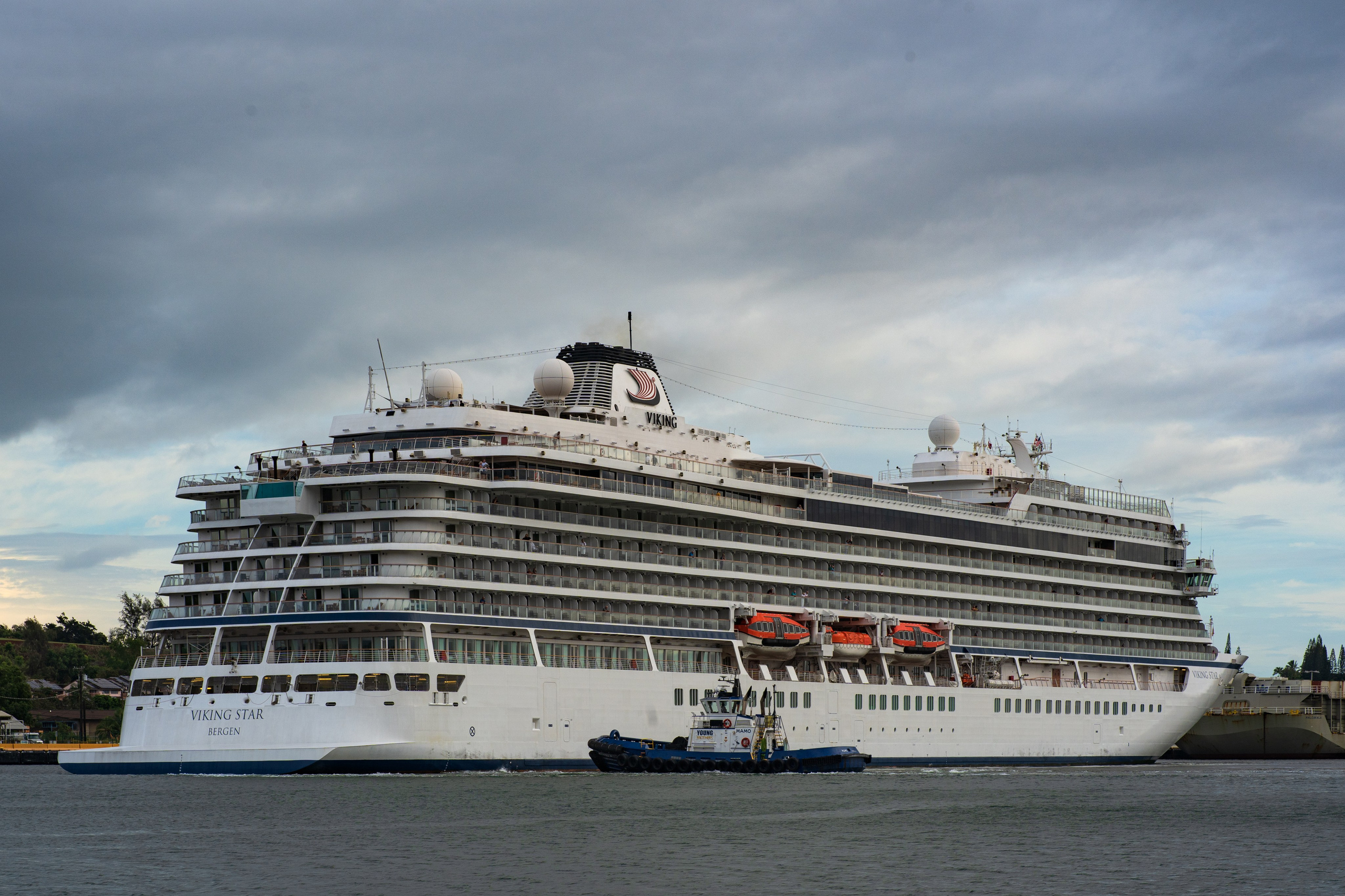 SHIPS. Awards winning photographer in Kauai, Hawaii