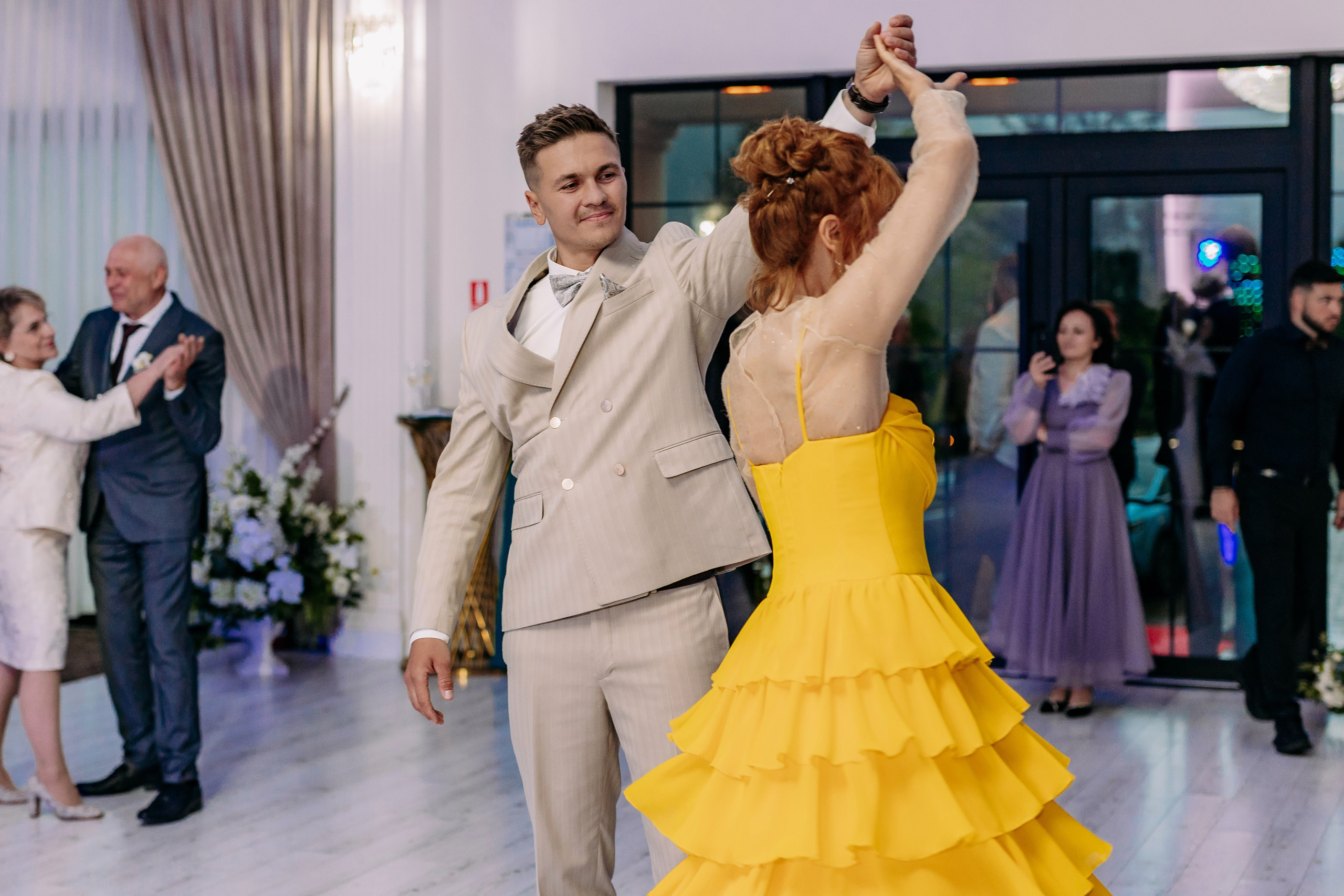 Nuntă Cristina & Alex. Photographer Miruna Buculei