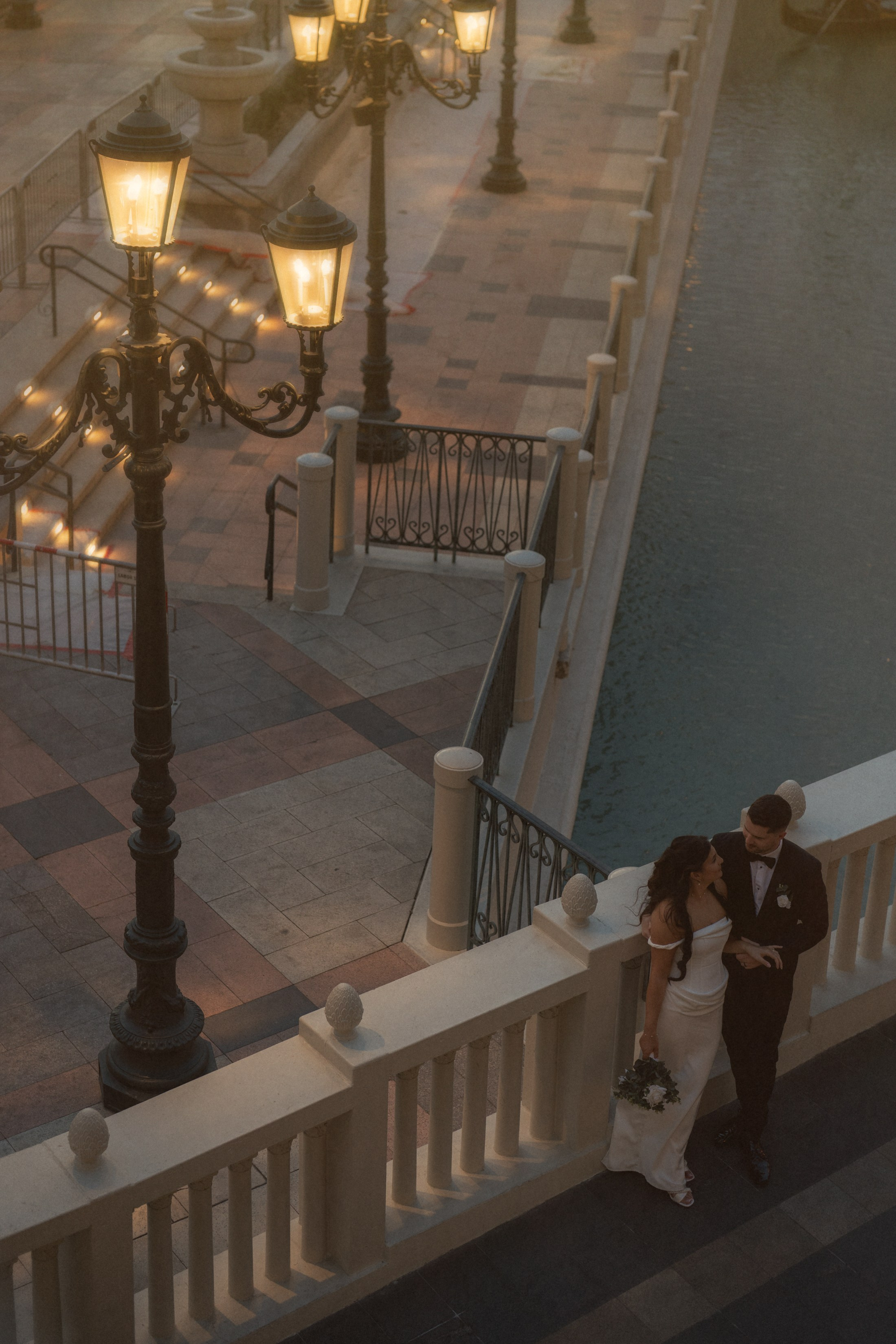 Amy&Alex. Wedding & elopement photographer Viktoriya Kravtsov. Las Vegas