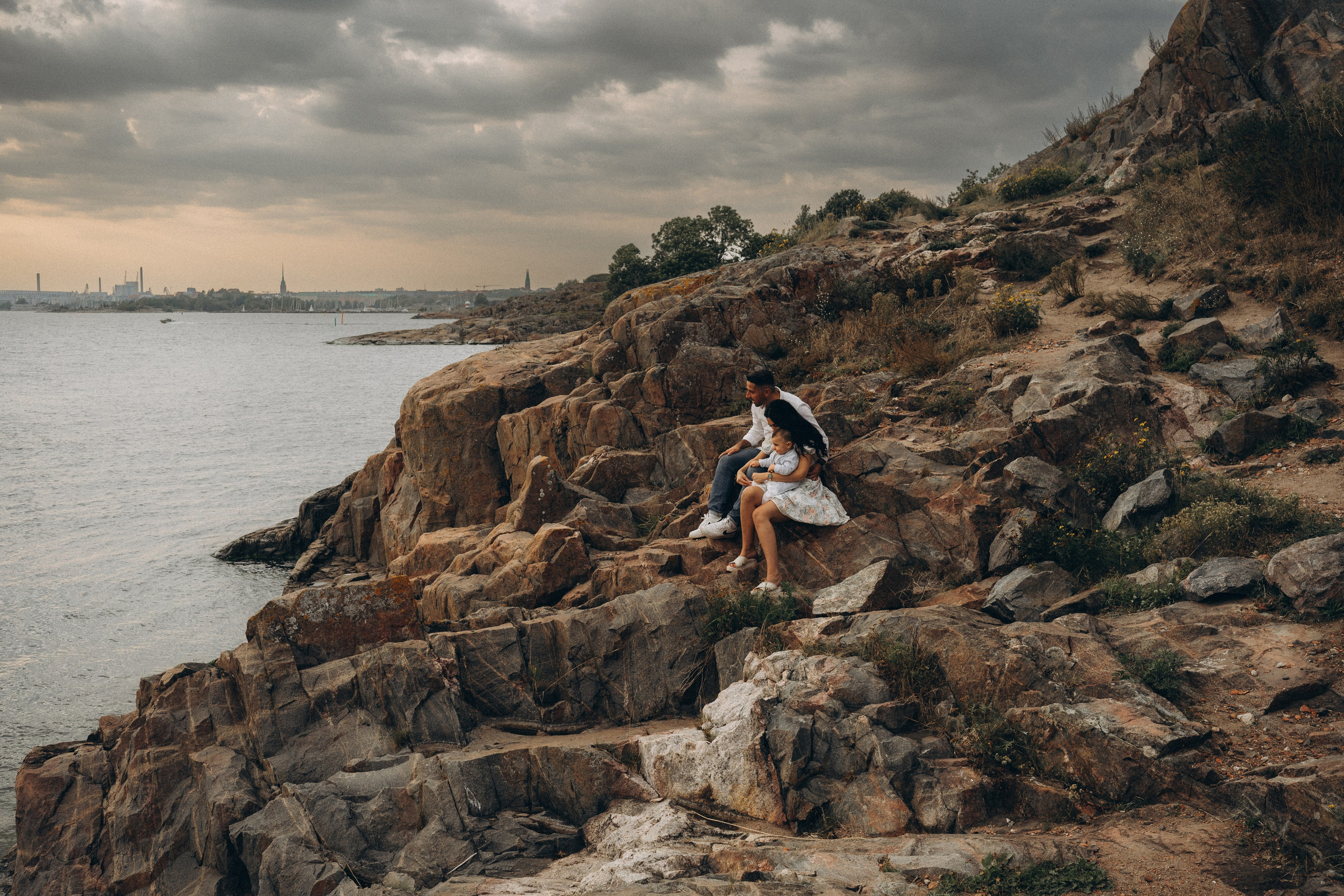 Summer. Wedding and potrait photographer in Helsinki Vickan O