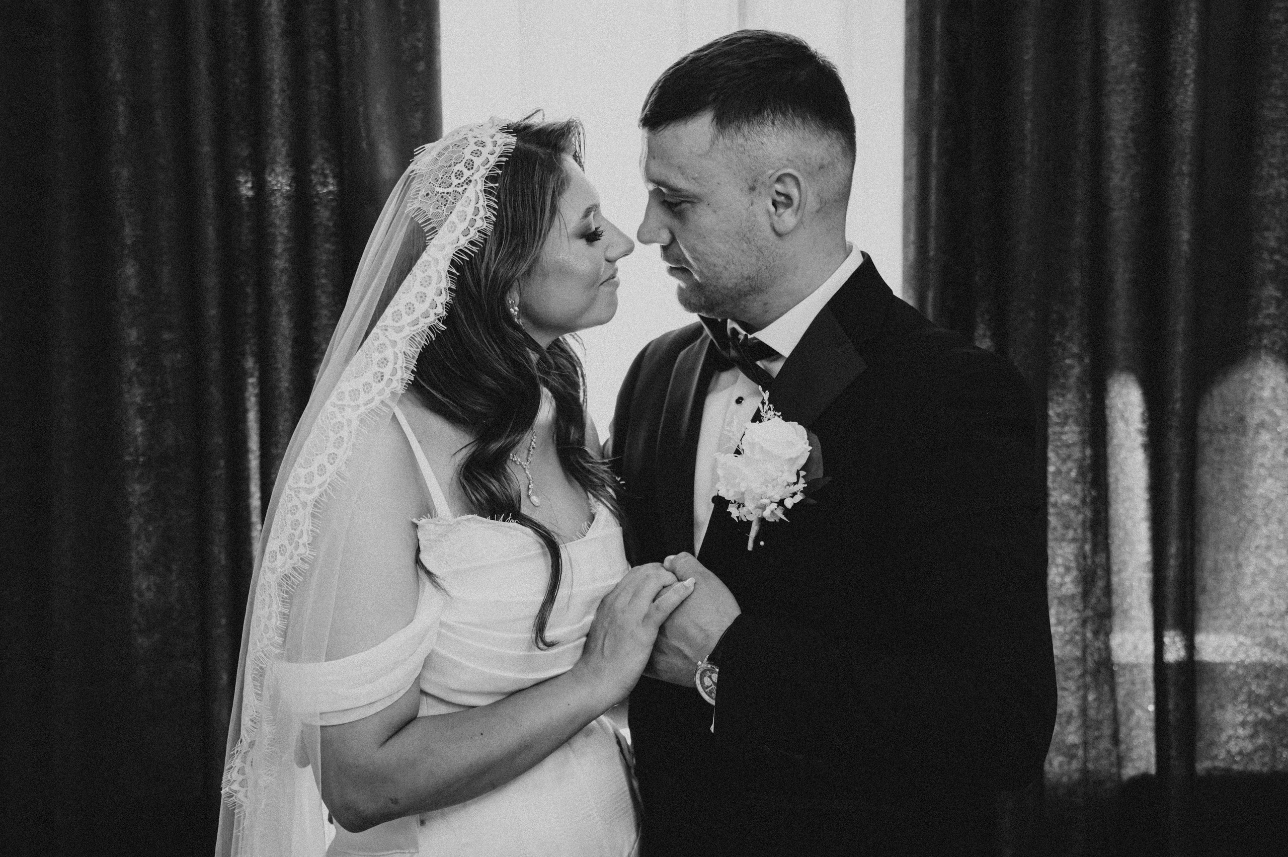 Florina & Emanuel. Fotograf profesionist eveniment București | Andrei Samuel - Evenimente, Studio, Imobiliare, Produs