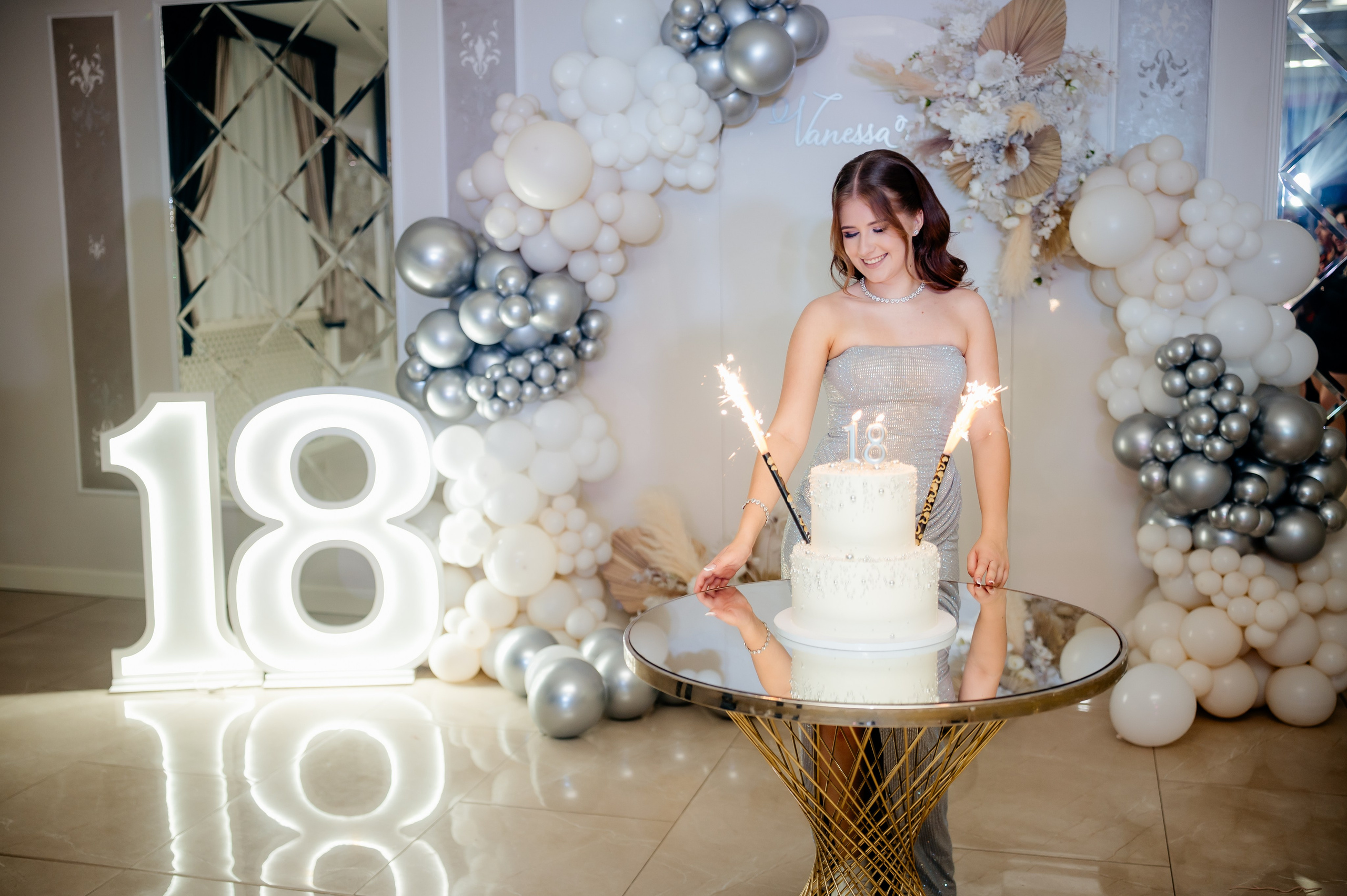 Majorat Vanessa. Fotograf profesionist eveniment București | Andrei Samuel - Evenimente, Studio, Imobiliare, Produs