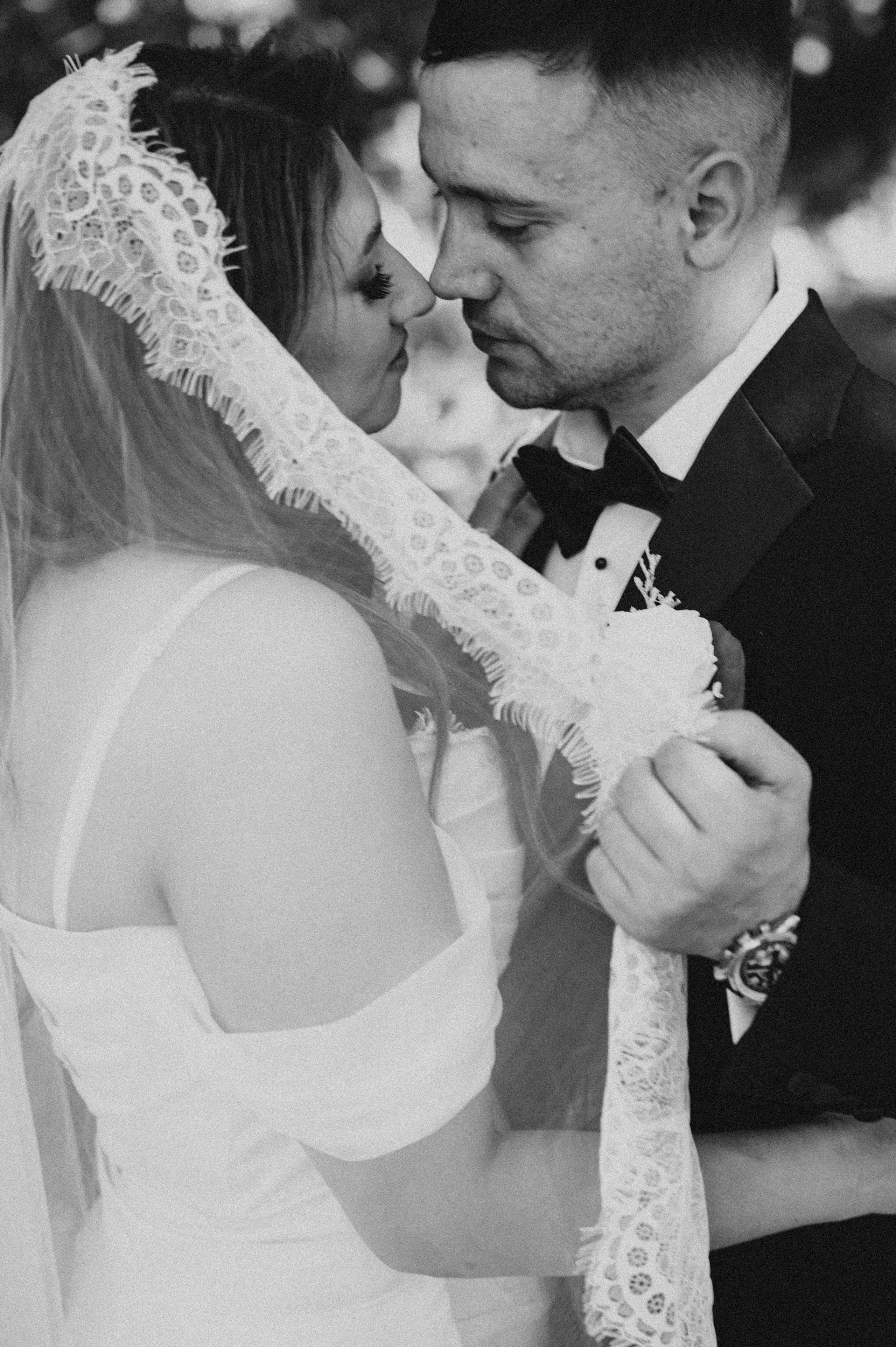 Florina & Emanuel. Fotograf profesionist eveniment București | Andrei Samuel - Evenimente, Studio, Imobiliare, Produs
