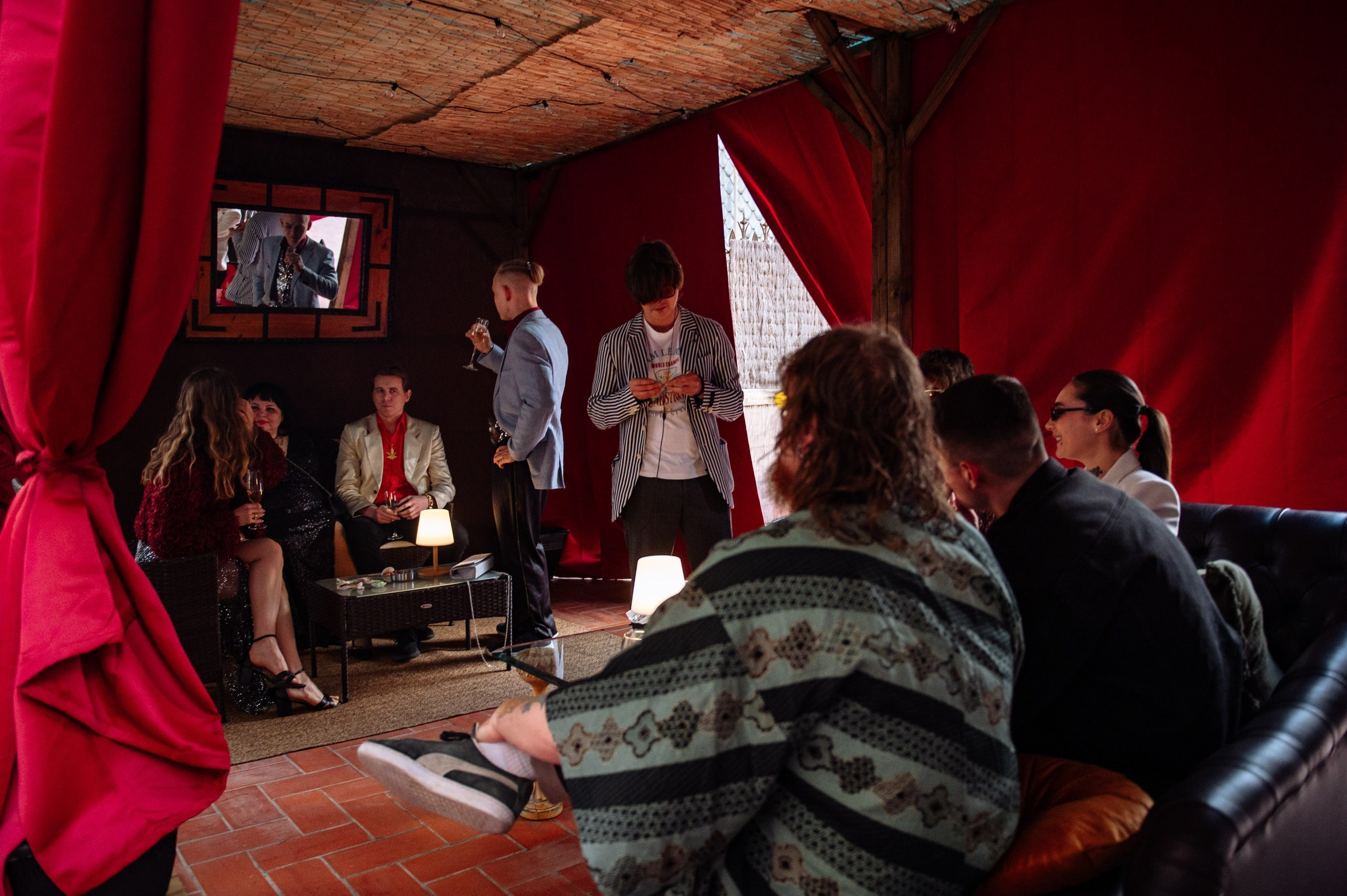 Show en estilo Studio 54 — fotografía de evento temático. Фотограф Екатерина Гасанова — фотосессии в Барселоне