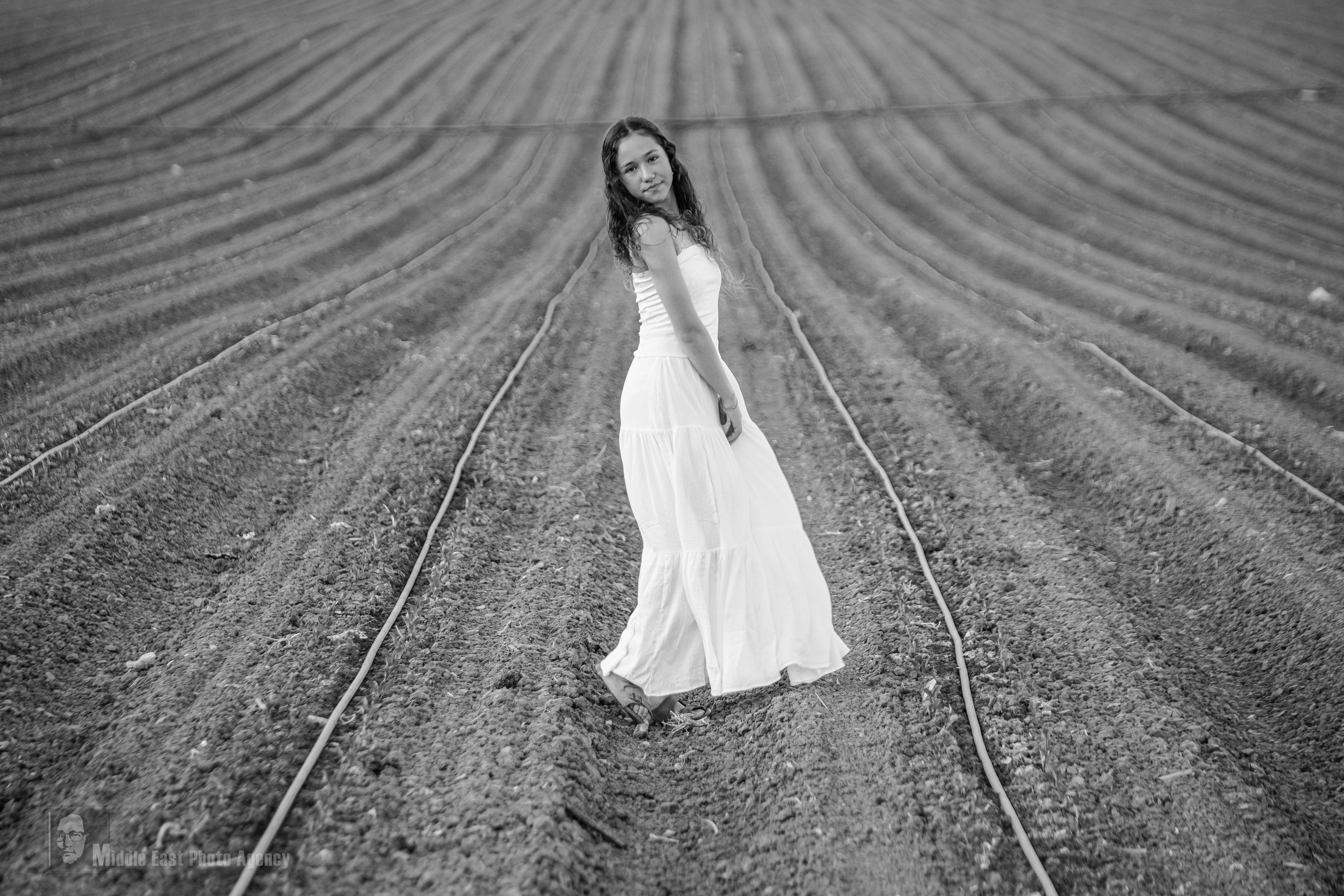 אלה חוגגת בת מצווה. Middle East Photo Agency — Photography & Event Magnets — סוכנות צילום והדפסת מגנטים לאירועים