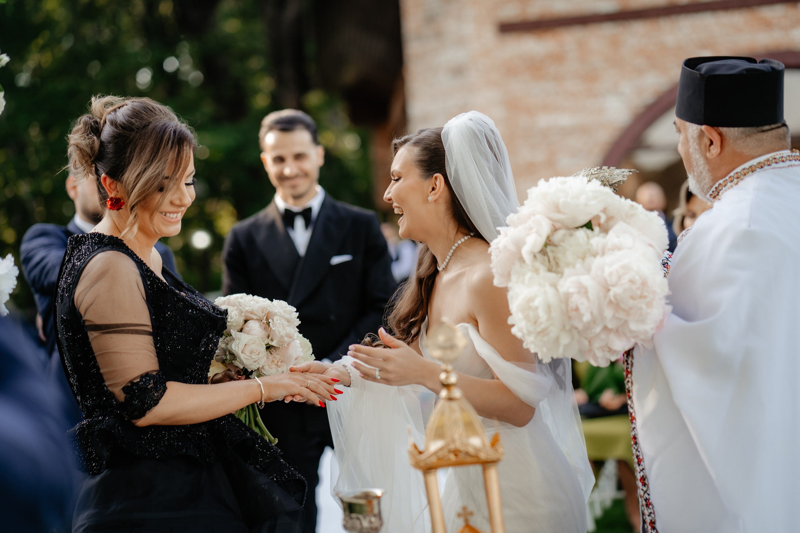 Nunta Ana si Andrei — Love story de Mai. Fotografi de nunta in Bucuresti, Iulia si Stefan Ovidiu