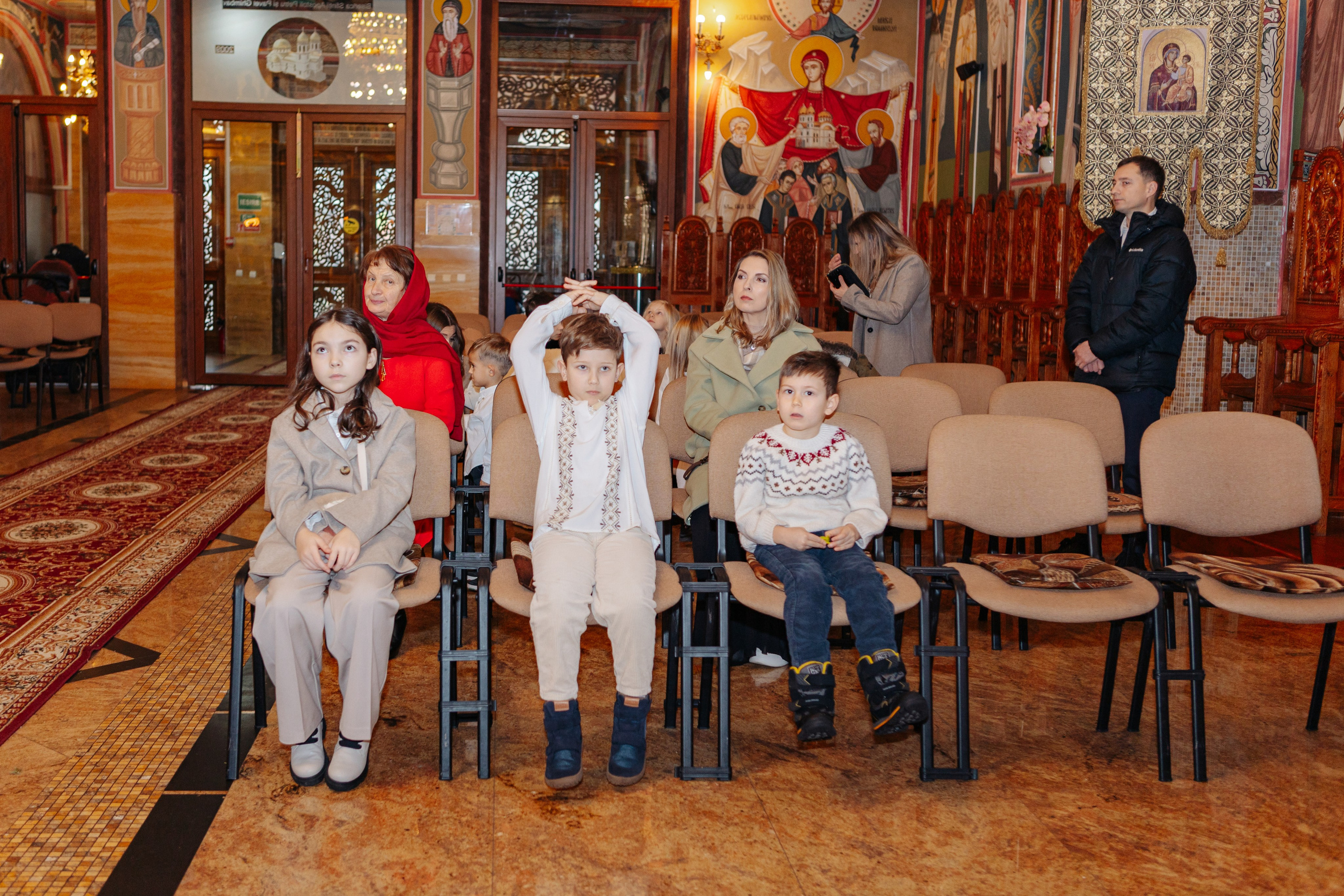 Botezul micuțului Matteo. Cristina Andronache fotograf Brașov fotograf de familie fotograf de nunta Brașov