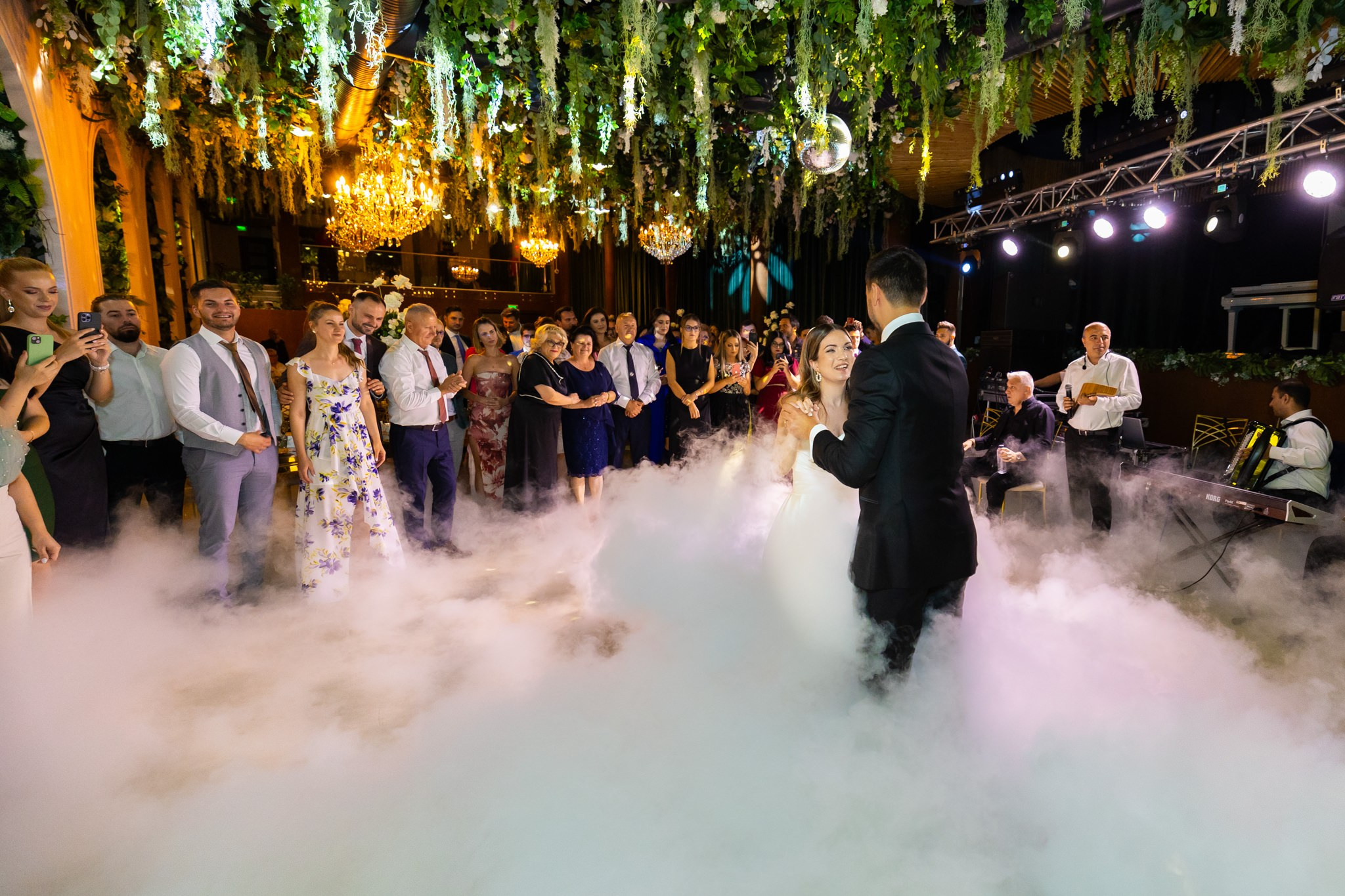 Nunta Alexandra si Cristi - Manu Ivanciu. Wedding Photographer in Bucharest — Manu Ivanciu