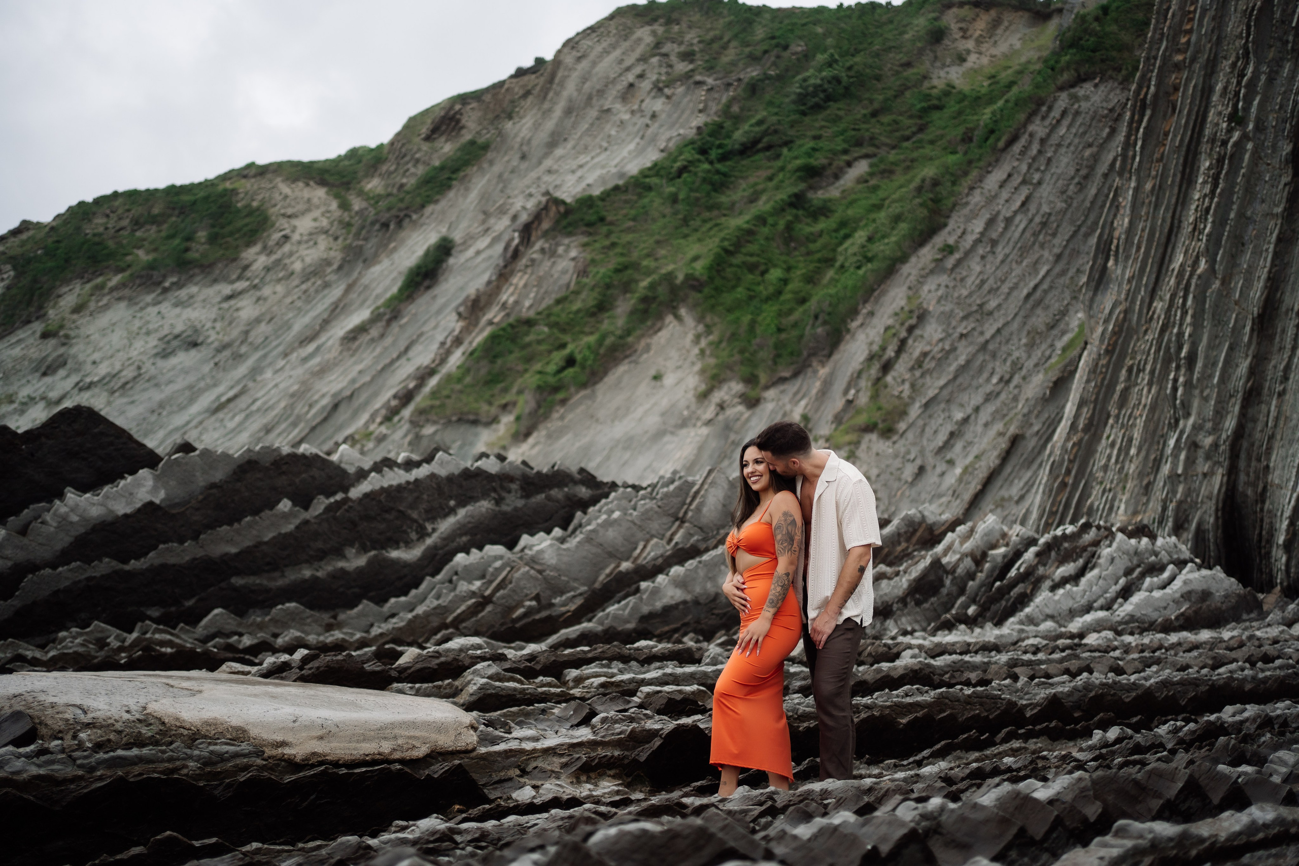 Love story. Holigood foto y video reportaje de bodas en San Sebastián y Europa