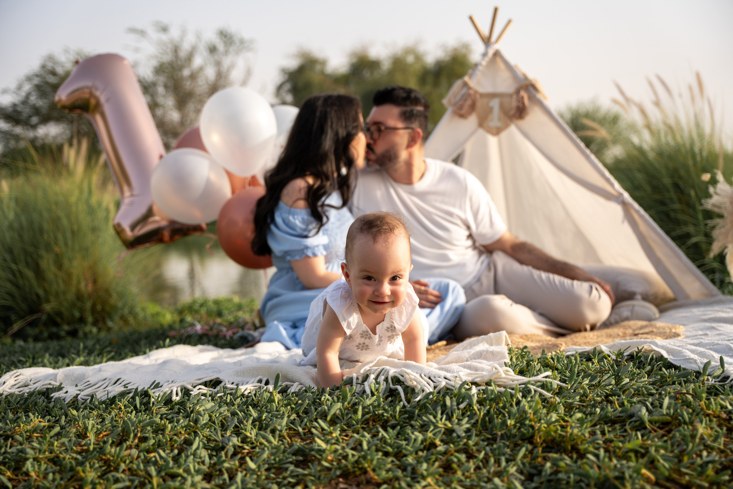 Lake oh happiness. Angela Iakovleva — Family Photographer in Dubai