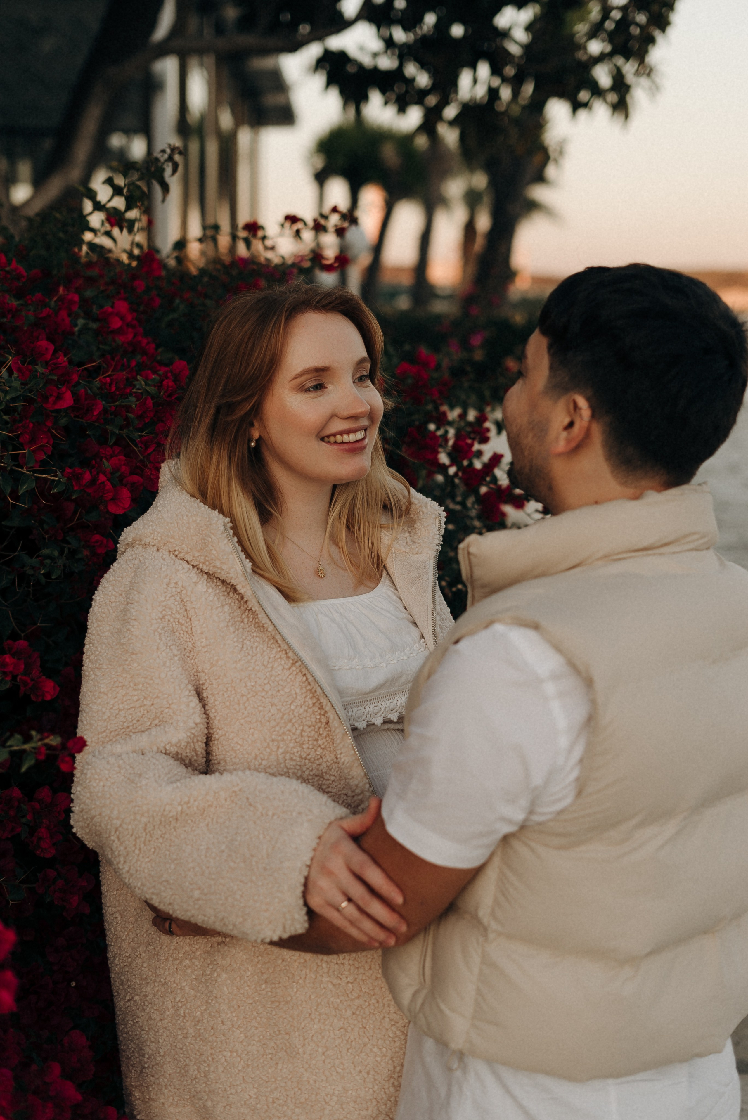 Фотосессия беременности на Белых камнях | Maternity photoshoot at White Rocks. Портретный и семейный фотограф в Лимассоле Кипр Анна Руссу