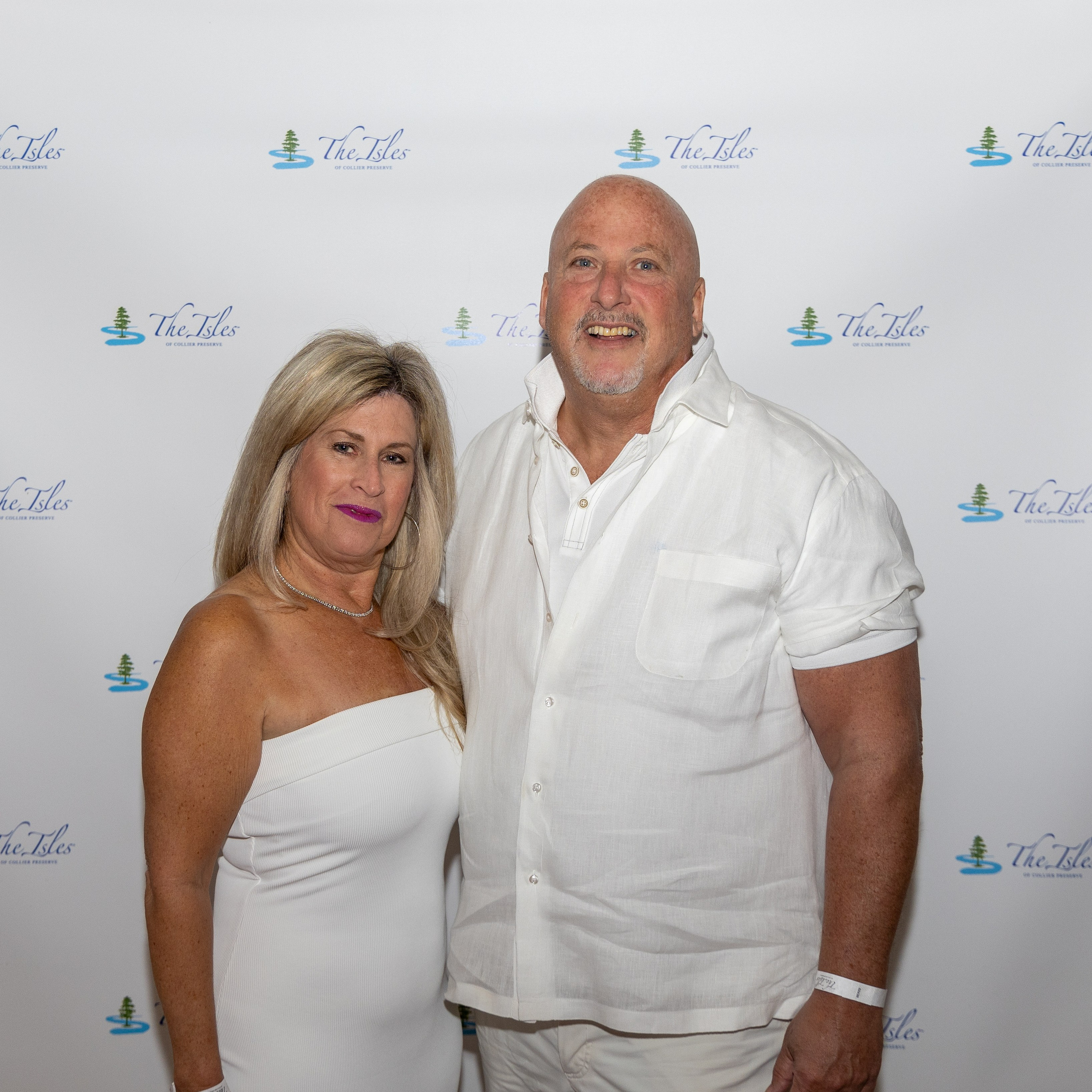 The Isles White Party. Out and About 239
