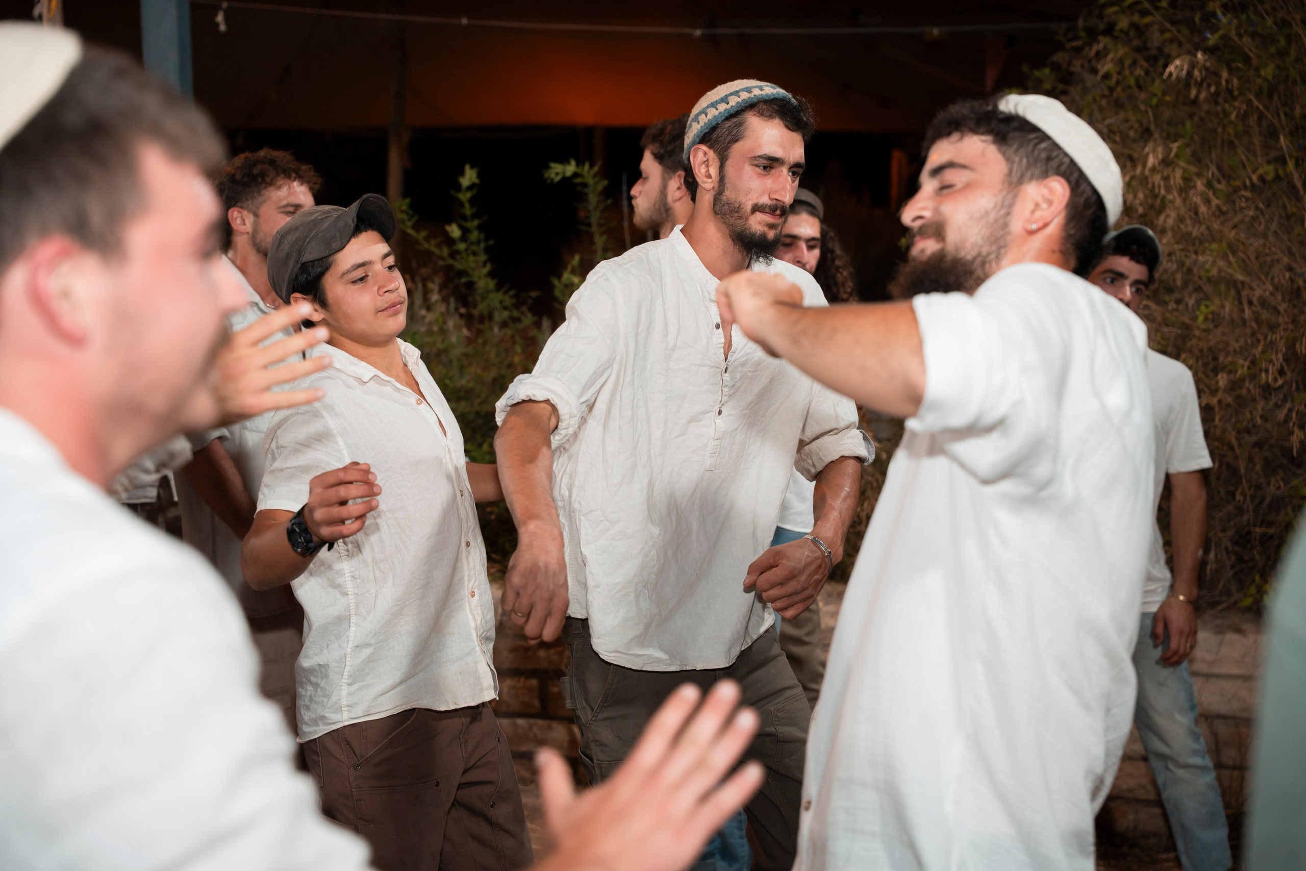 עדן ושלהבת. יוסף מזרחי צילום חתונה, ברית וזוגיות. צלם מקצועי שאוהב להוציא אתכם הכי יפים ברגעים הכי מרגשים