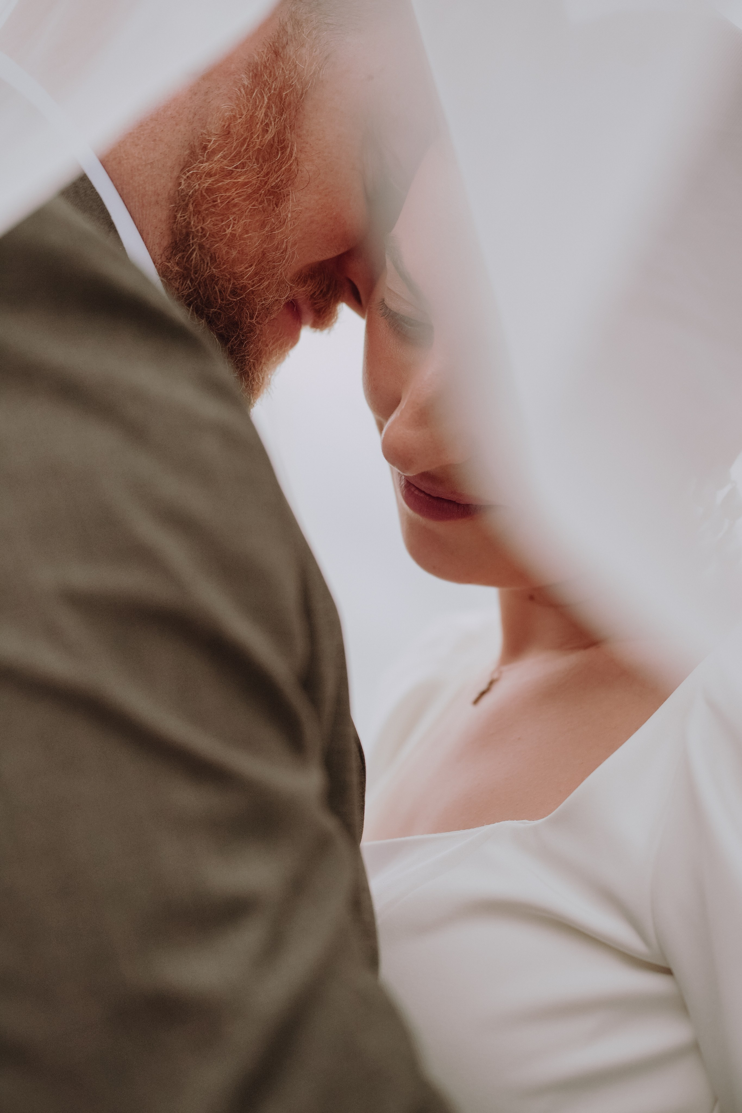 Elopment in Cortona. Villa Falconiere. Wedding Photographer in Italy