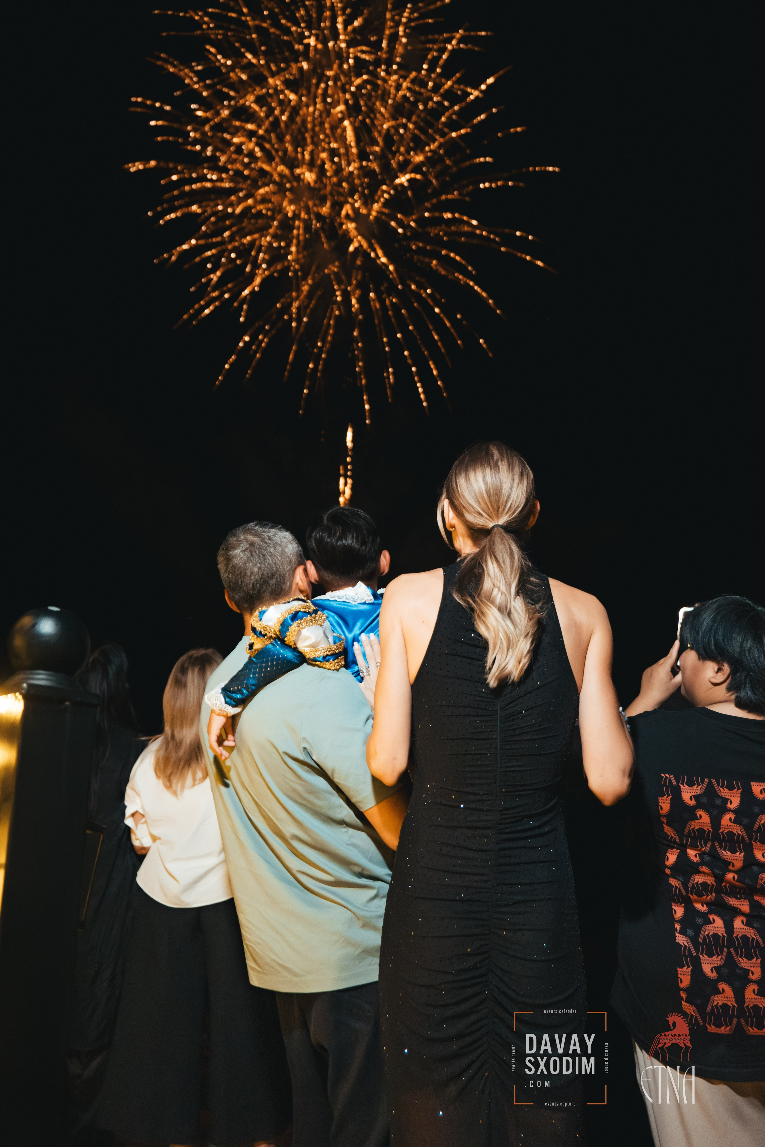 Новогодняя вечеринка | Фоторепортаж | Афиша | DAVAYSXODIM.com PHUKET. АФИША|ФОТОРЕПОРТАЖИ|ИВЕНТЫ|ПХУКЕТ