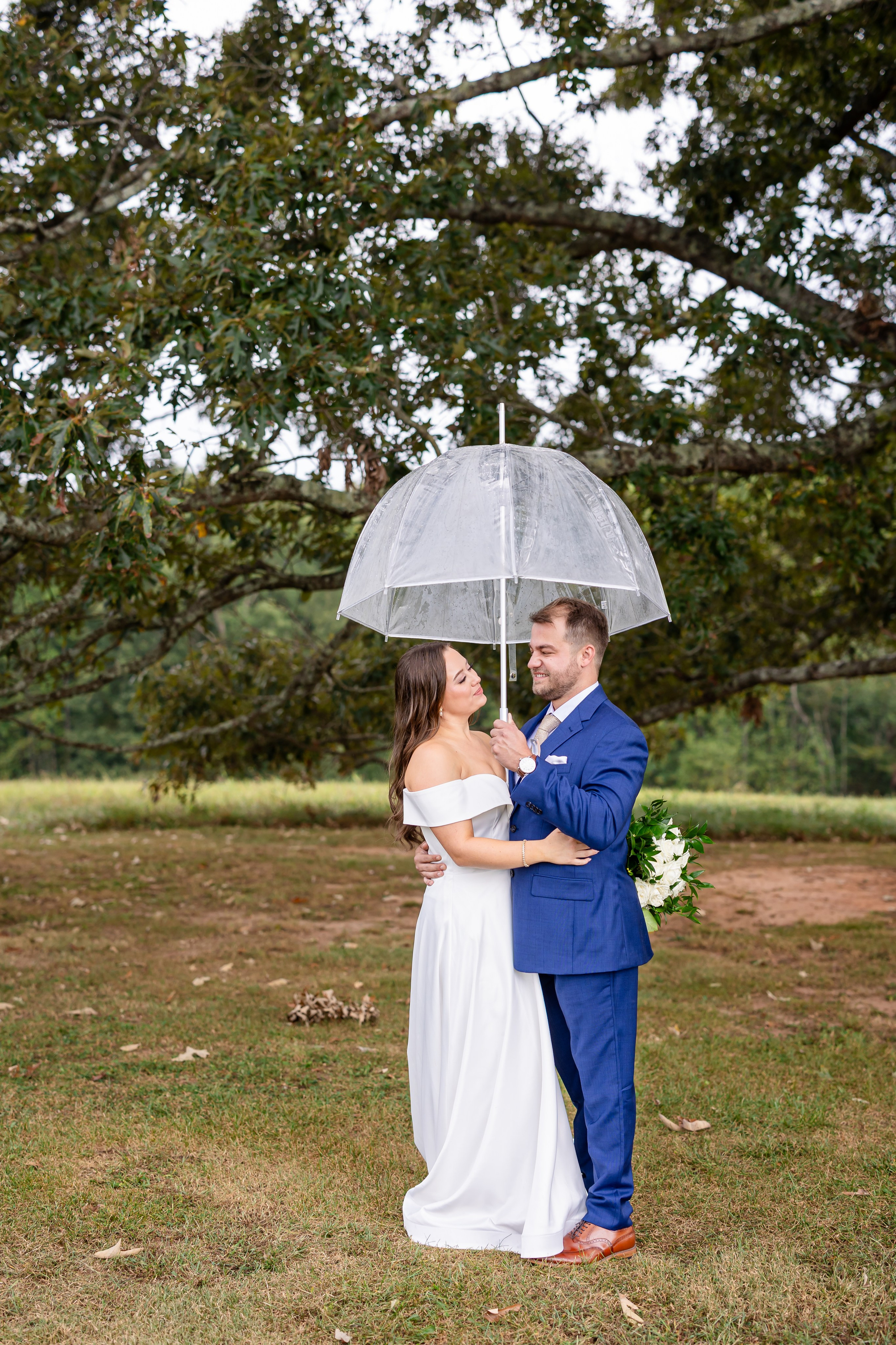 Rhodes & Allison’s Timeless Wedding at Greenbrier Farms. Wedding and portrait photography in Greenville SC